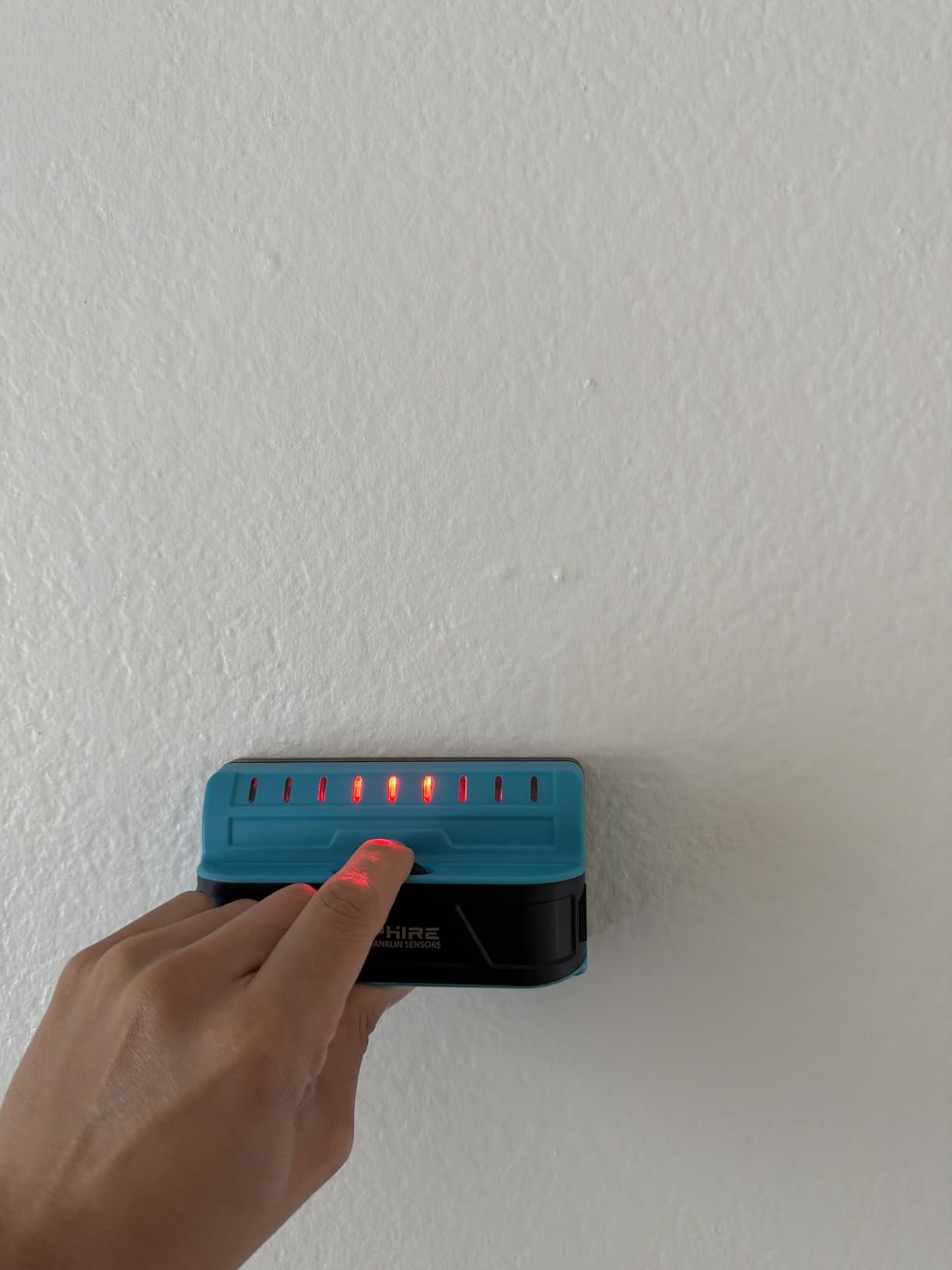 Franklin Sensors ProSensor M90 9-Sensor Stud Finder Wall Scanner customer photo 1