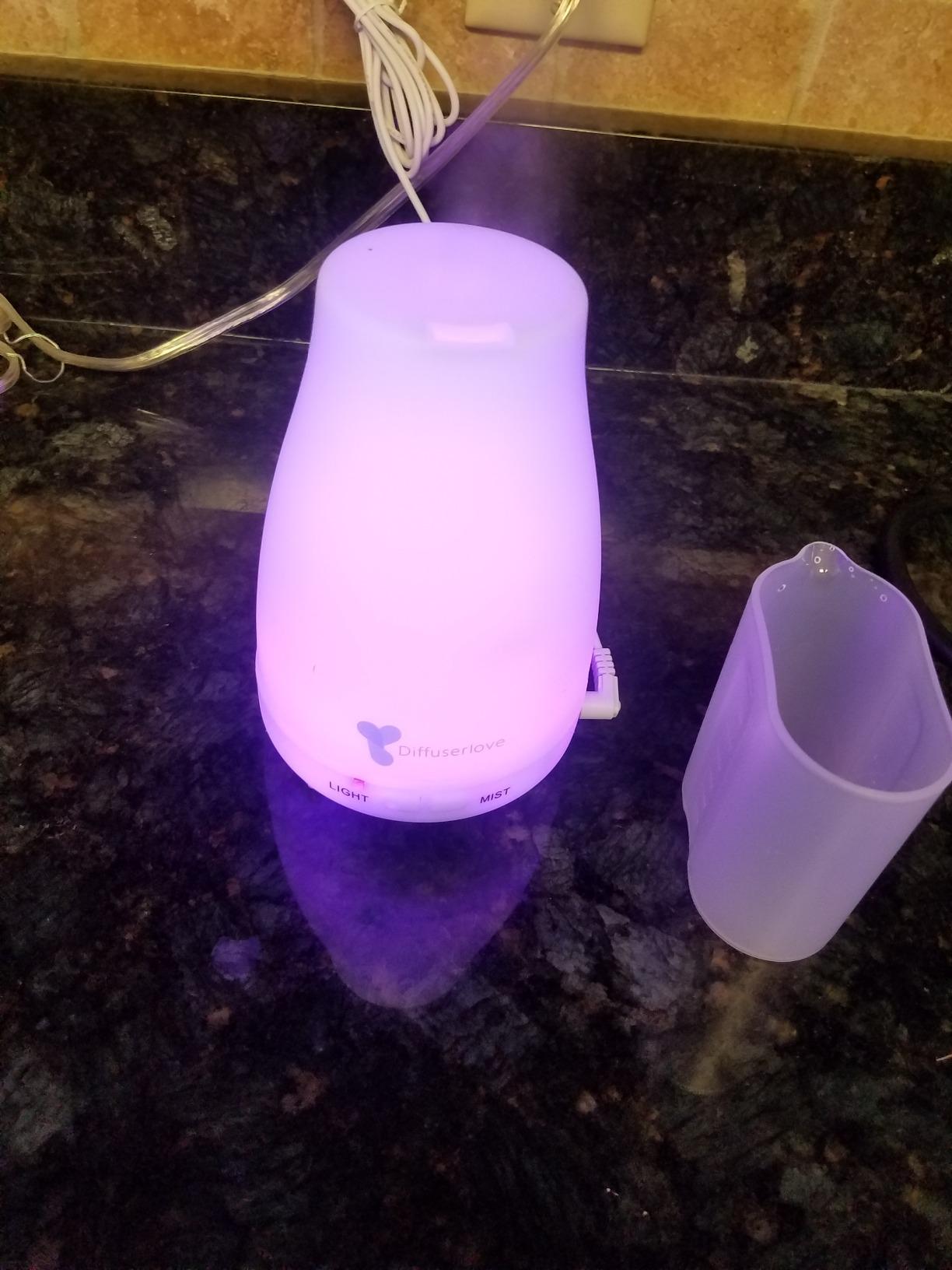 Diffuserlove Essential Oil Diffusers 200ML Remote Control Ultrasonic Mist Humidifiers BPA-Free Aromatherapy Diffuser with 7 Color Lights, Auto Shut-Off for Bedroom Office Kitchen customer photo 2
