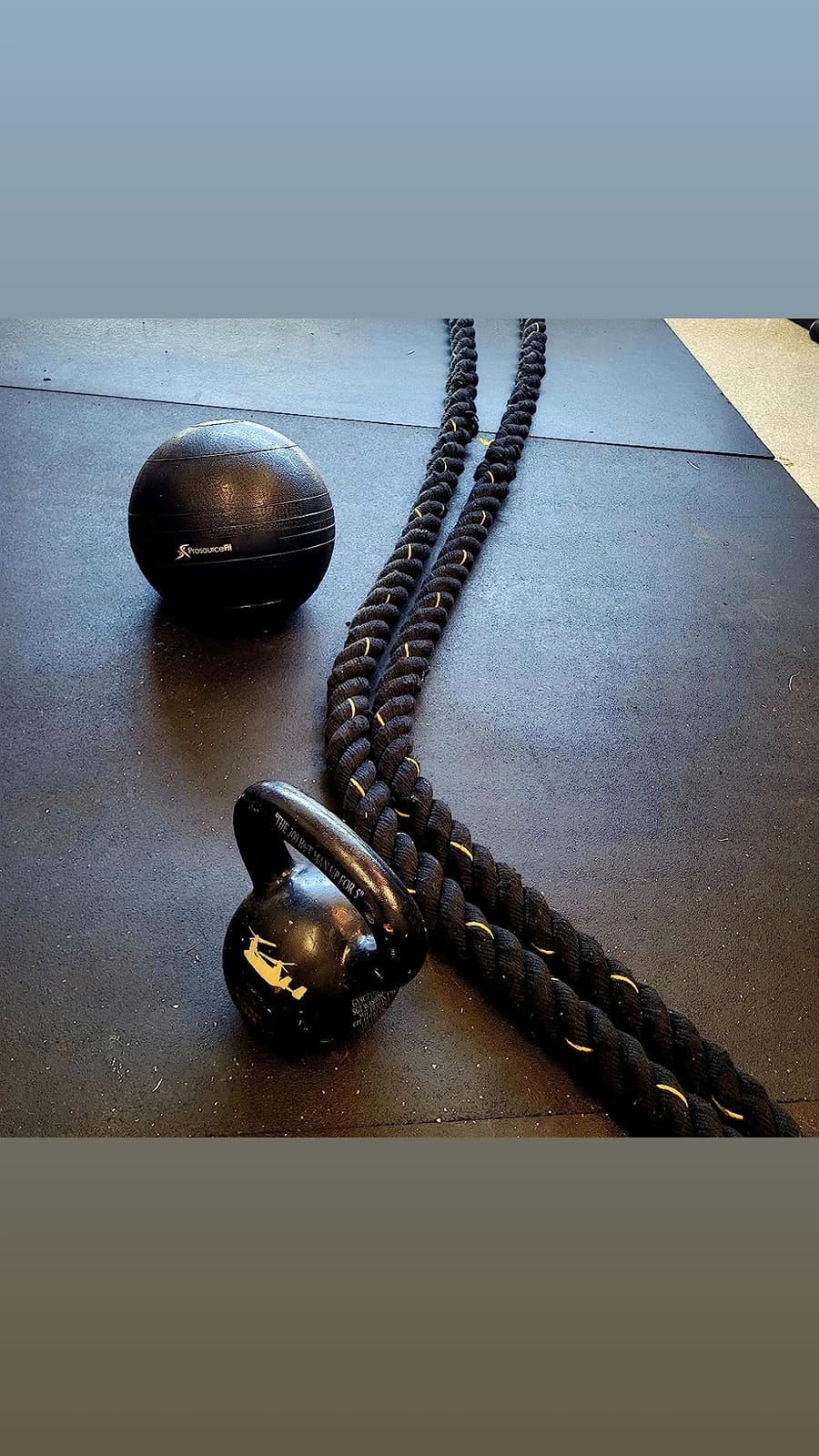 ProsourceFit Slam Medicine Balls 5, 10, 15, 20, 25, 30, 50lbs Smooth and Tread Textured Grip Dead Weight Balls for Strength and Conditioning Exercises, Cardio and Core Workouts customer photo 2