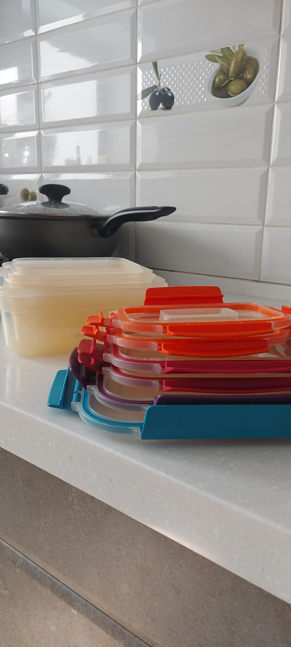 Joseph Joseph Nest Lock Plastic BPA Free Food Storage Container Set with Lockable Airtight Leakproof Lids, 10-Piece, Multi-Color customer photo 1