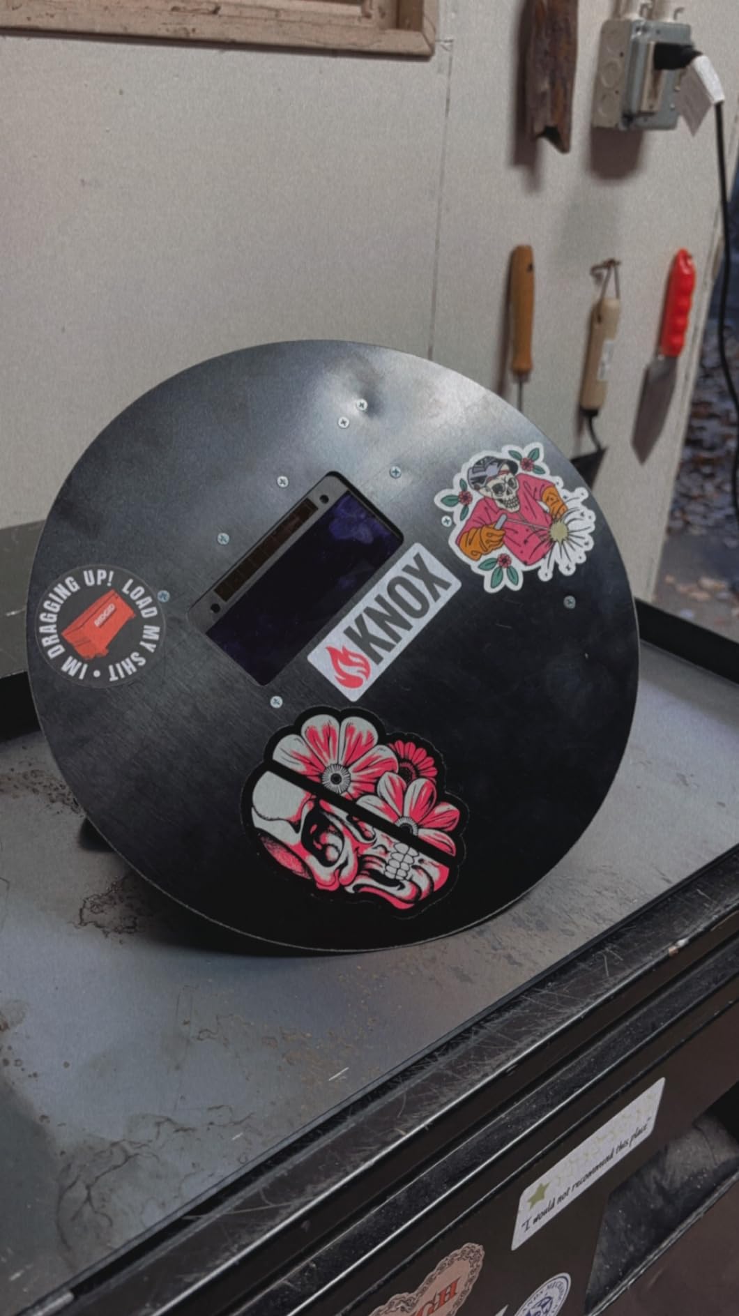 Sarge's Pancake Black Welding Hood Helmet Right Handed Regular Pipeline OSHA Approved (Right Hand, Black) customer photo 1