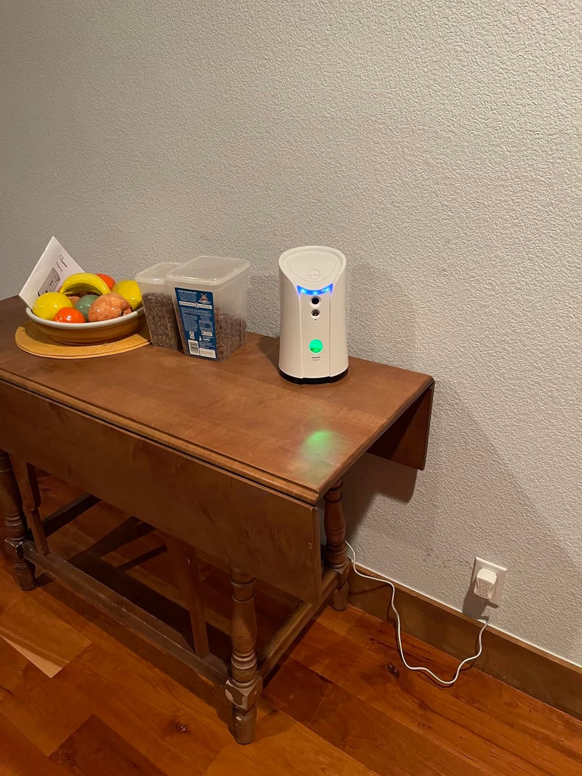 Dog Camera Treat Dispenser, WiFi Remote Pet Camera with Two-Way Audio and Night Vision, Compatible with Alexa customer photo 1