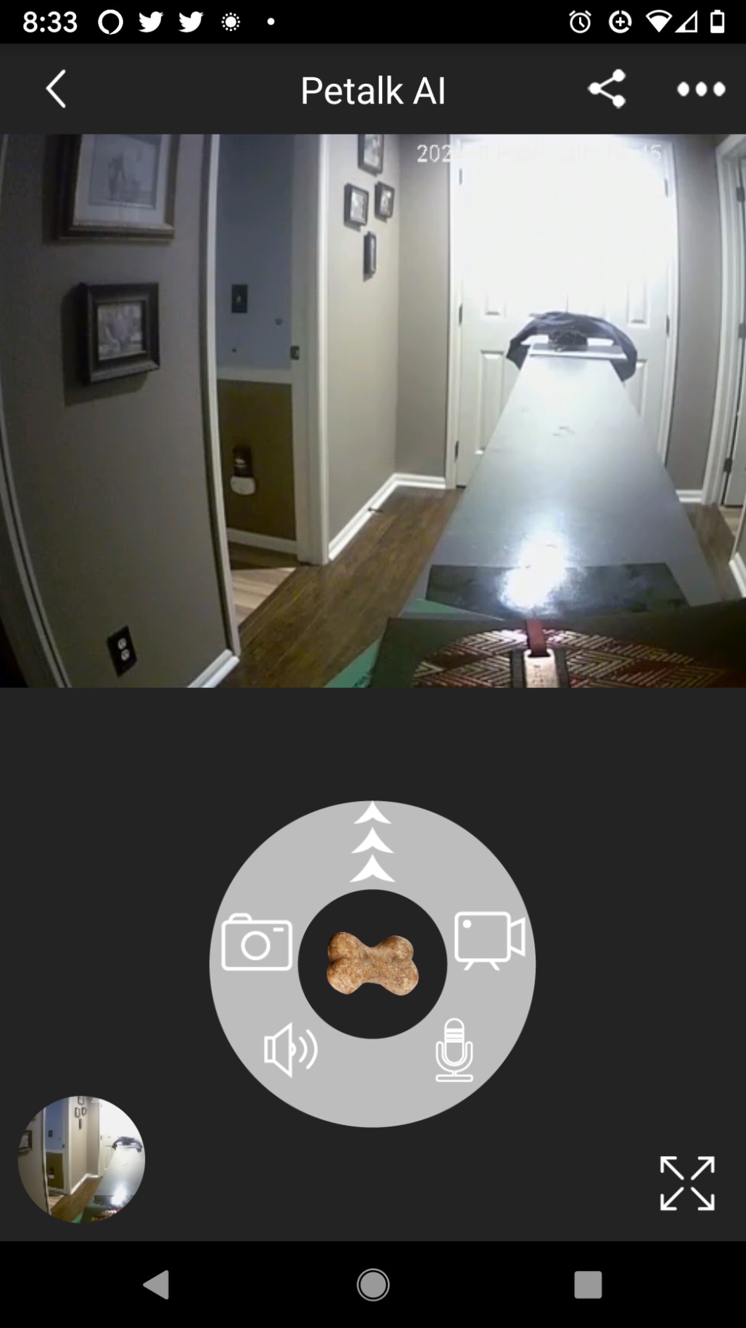 Dog Camera Treat Dispenser, WiFi Remote Pet Camera with Two-Way Audio and Night Vision, Compatible with Alexa customer photo 2