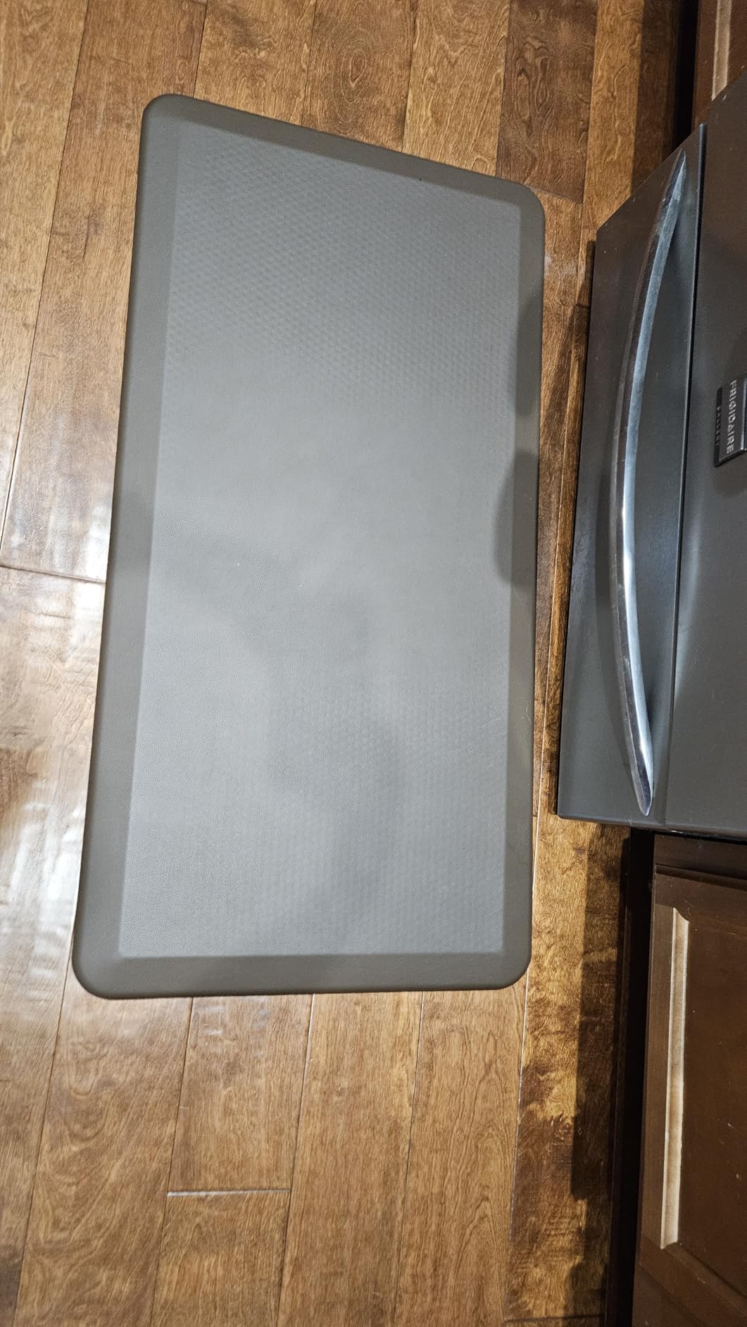 GORILLA GRIP Cushioned Antifatigue Kitchen Mat for Floor, 24x17, Black customer photo 2