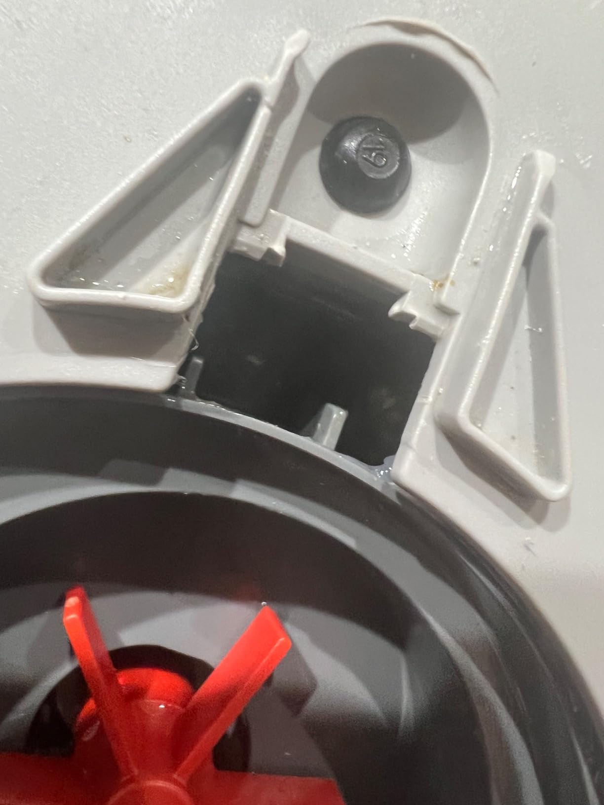 Fluval 207 Perfomance Canister Filter for Aquariums up to 45 Gallons | Aquarium Canister Filter customer photo 1
