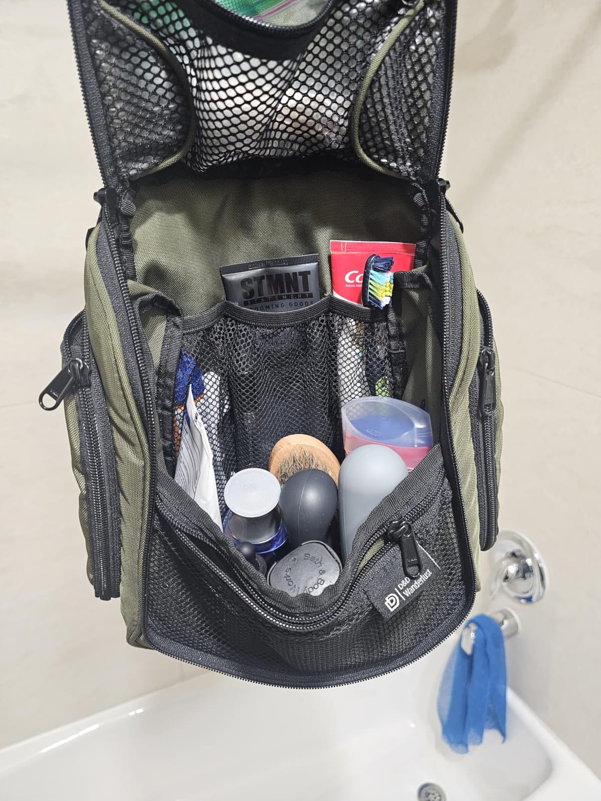 D&D Wanderlust D&D Hanging Travel Toiletry Bag for Men and Women – Cosmetics, Makeup and Toiletries Organizer Kit with 10 Compartments customer photo 2