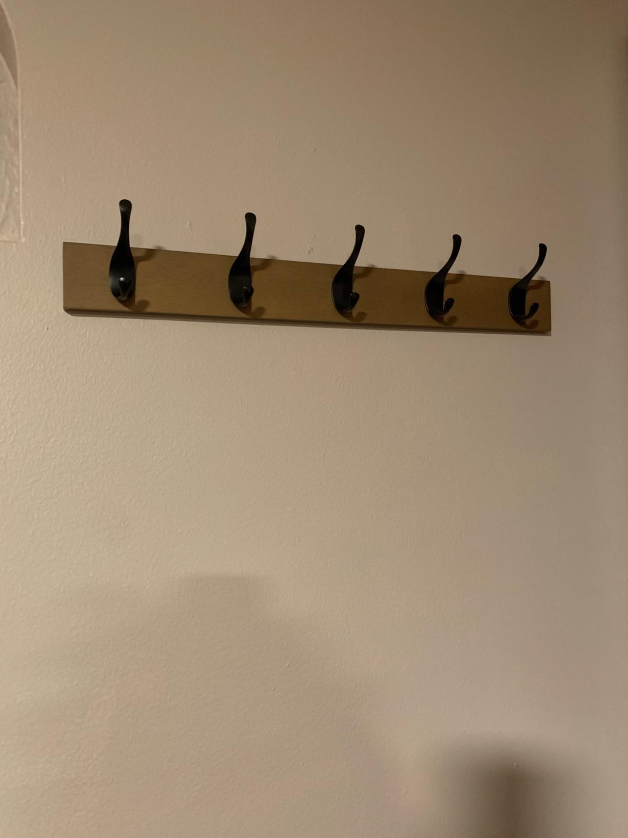 Amazon Basics Wall Mounted Modern Coat Rack for Entryway and Bedroom with Versatile Storage Hooks, Rectangular, 8-Hook, White customer photo 2