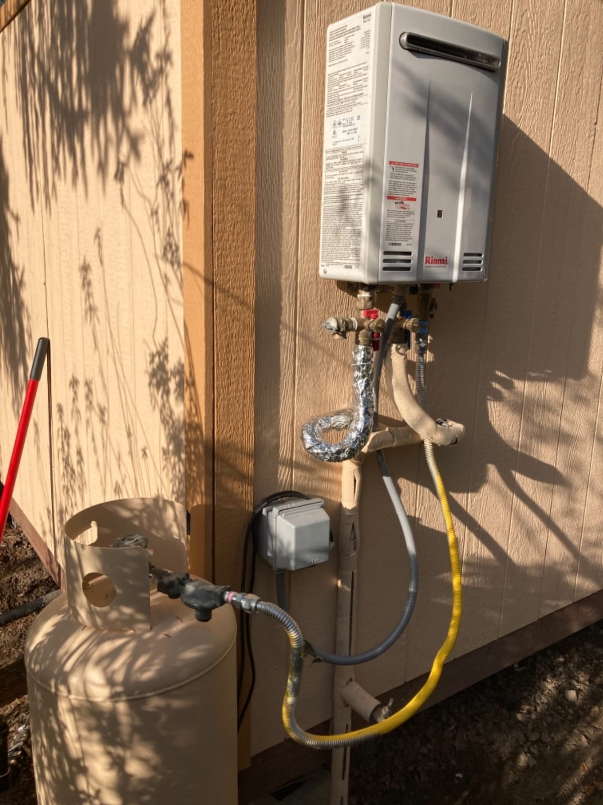 Rinnai V53DeP Propane Tankless Water Heater customer photo 1