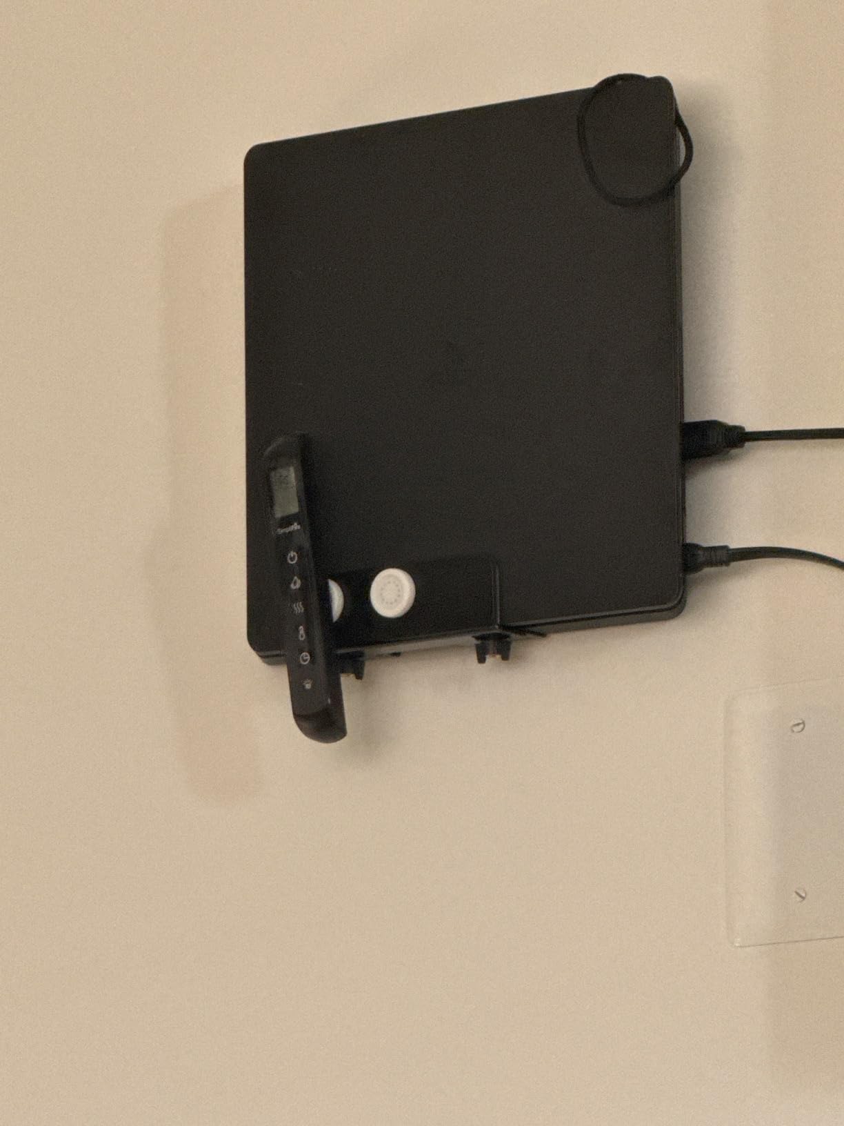 Mount Plus MP-06-02 Cable Box Mount, Modem Mount | Adjustable Wall Mount for Small and Wide Devices | Media Players, Cable Boxes, Modems, DVD Players | Game Console (Wide) customer photo 1