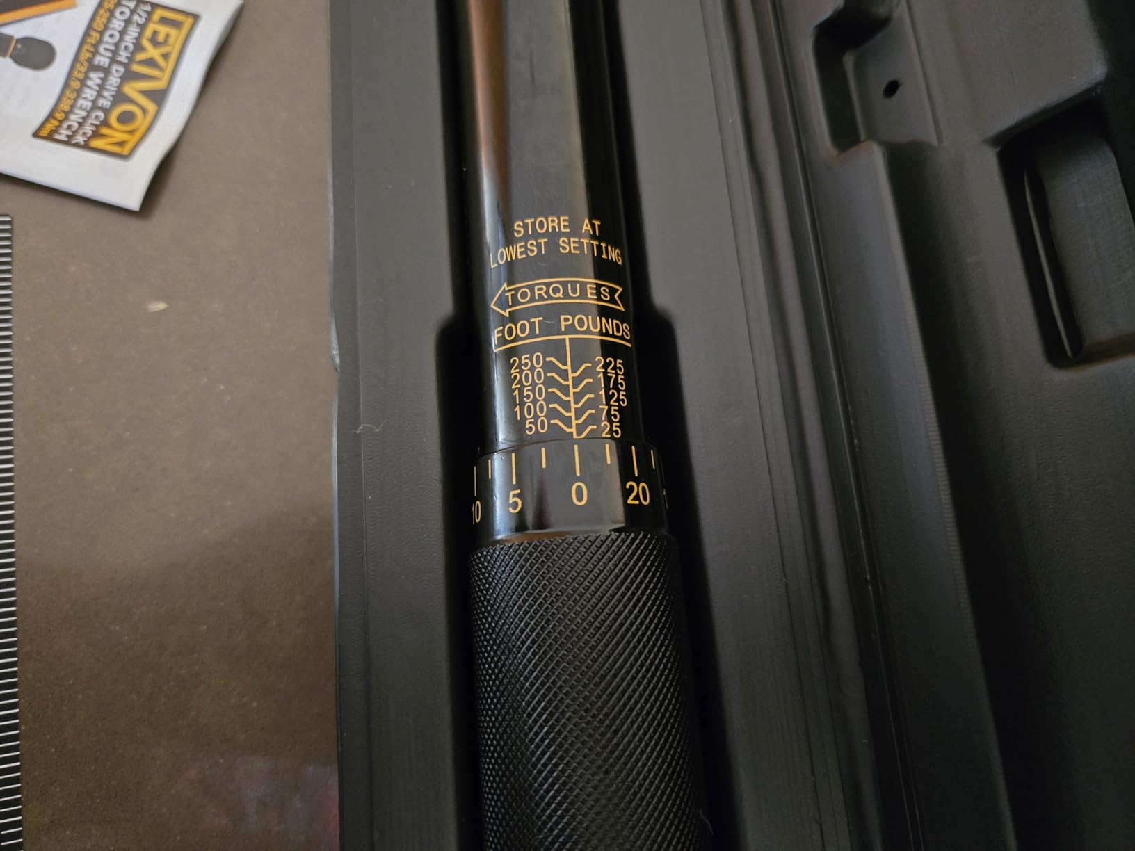 LEXIVON 1/2-Inch Drive Click Torque Wrench 25-250 Ft-Lb/33.9-338.9 Nm (LX-184) customer photo 1