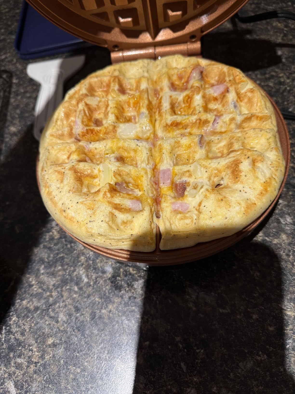 Hamilton Beach Belgian Waffle Maker with PFAS-Free Non-Stick Ceramic-Coated Plates, Browning Control, Indicator Lights, Stainless Steel (26081) customer photo 2