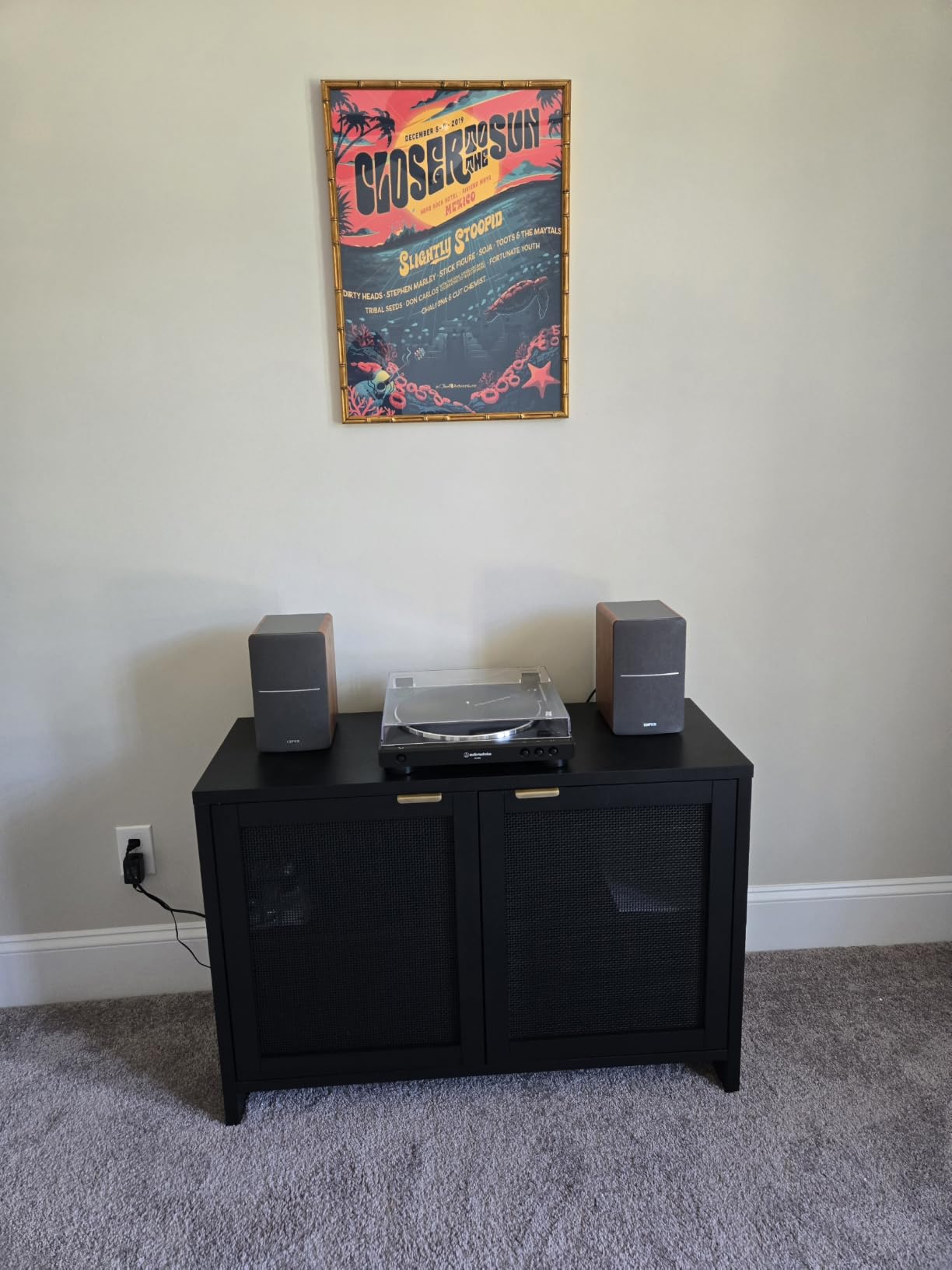 Audio-Technica AT-LP60X-BK Fully Automatic Belt-Drive Stereo Turntable, Black, Hi-Fidelity, Plays 33-1/3 and 45 RPM Vinyl Records, Dust Cover, Anti-Resonance, Die-Cast Aluminum Platter customer photo 1