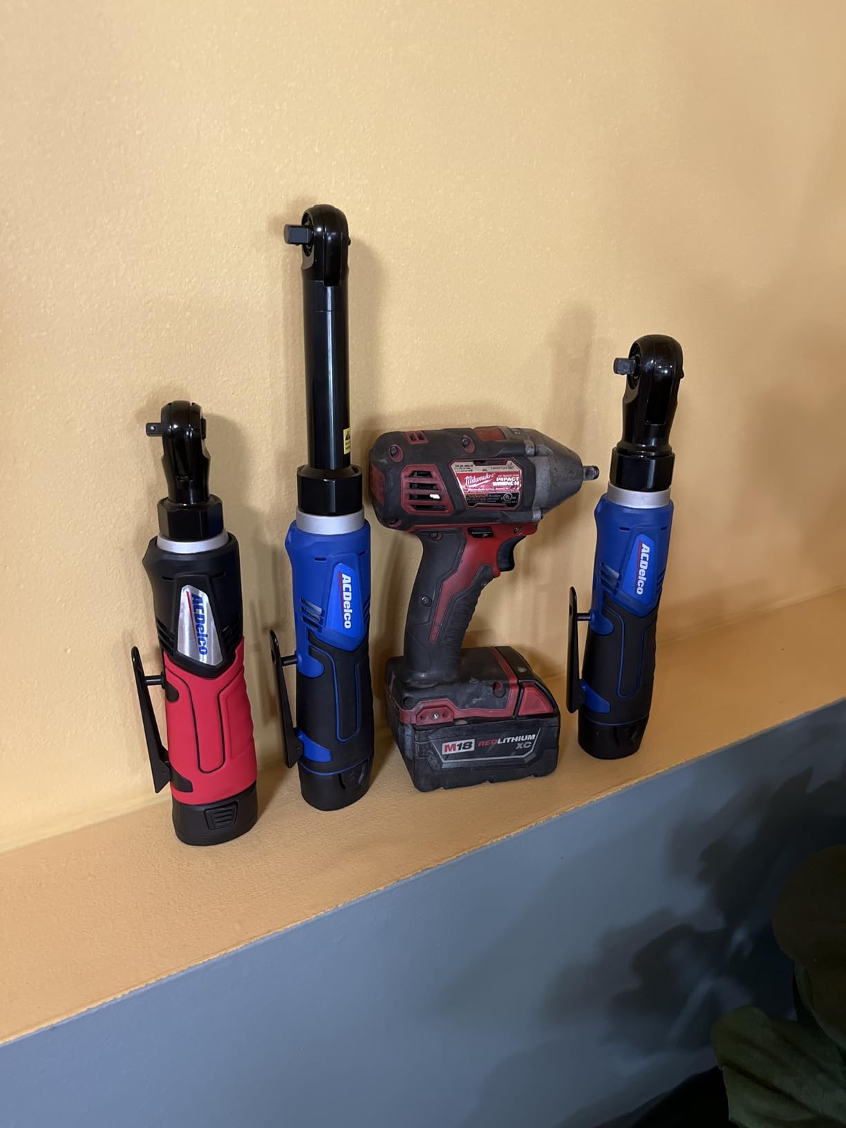 ACDelco ARW1209P G12 Series 12V Li-ion Cordless 3/8” 45 ft-lbs. Ratchet Wrench Tool Kit customer photo 1