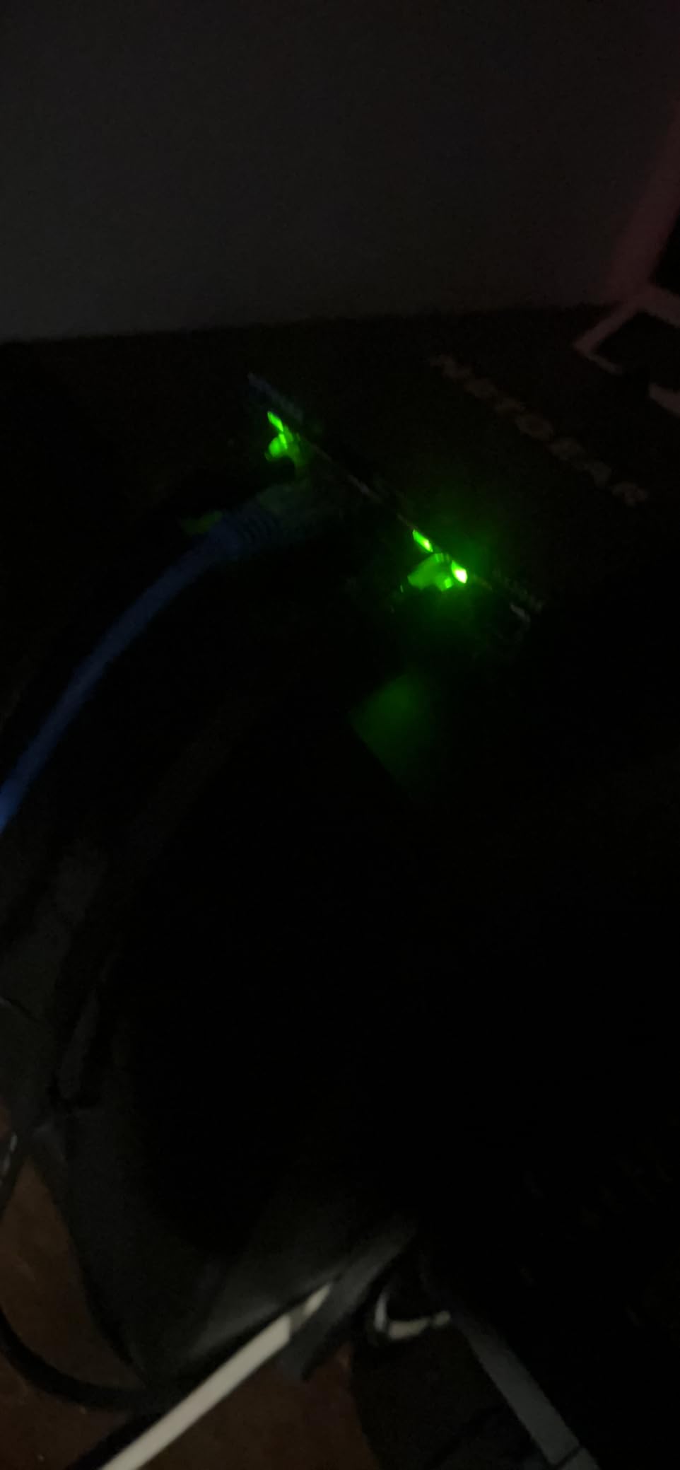NETGEAR 5-Port Gigabit Ethernet Easy Smart Managed Network Switch (GS305E) customer photo 1