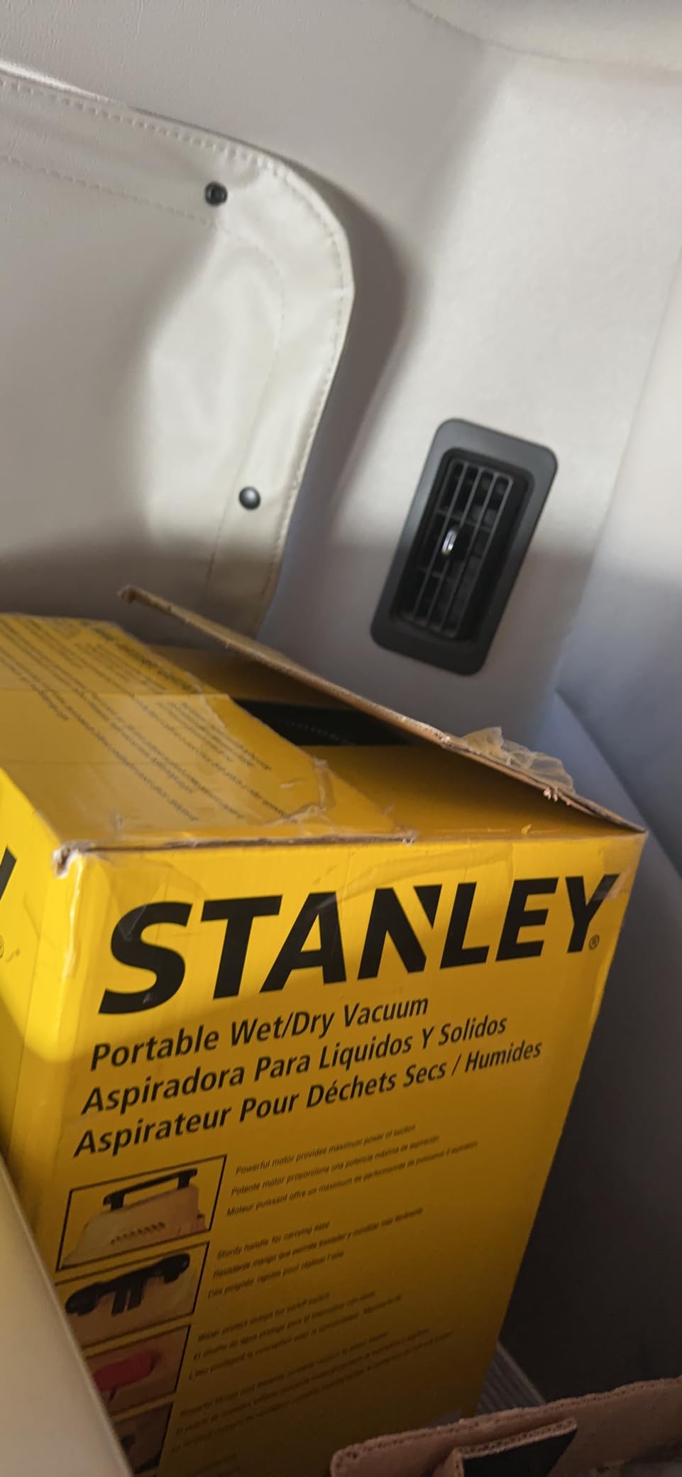 STANLEY 3 Gallon Wet Dry Vacuum, 3 Peak HP Poly 2 in 1 Shop Vac with Powerful Suction, Portable Shop Vacuum Car Vacuum W/ 3 Horsepower Motor for Auto Detailing, Tight Space Garage,Van,Vehicle customer photo 2