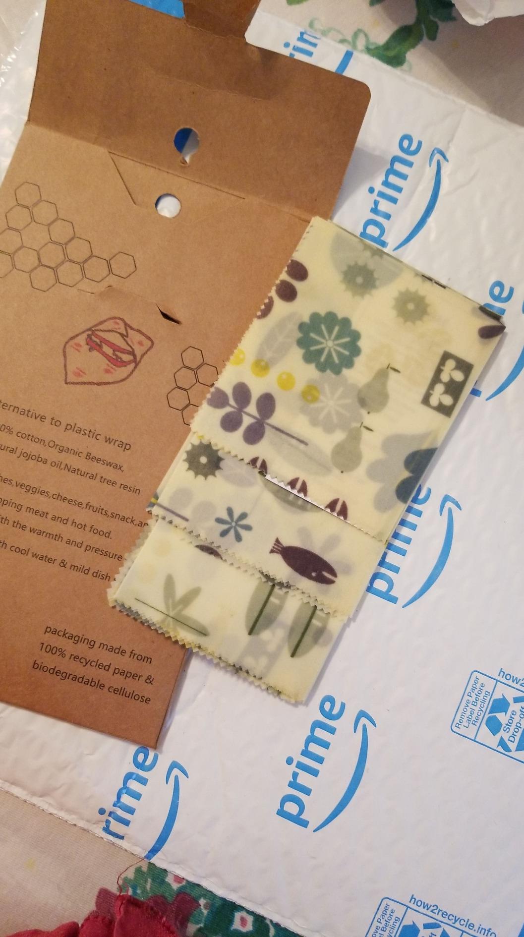 Reusable Beeswax Food Wraps 9-Pack | Organic Eco-Friendly Sustainable Plastic-Free for Sandwiches, Bread, Produce & Leftovers | Zero Waste Food Storage Variety Pack (1XL, 3M, 5S) customer photo 2