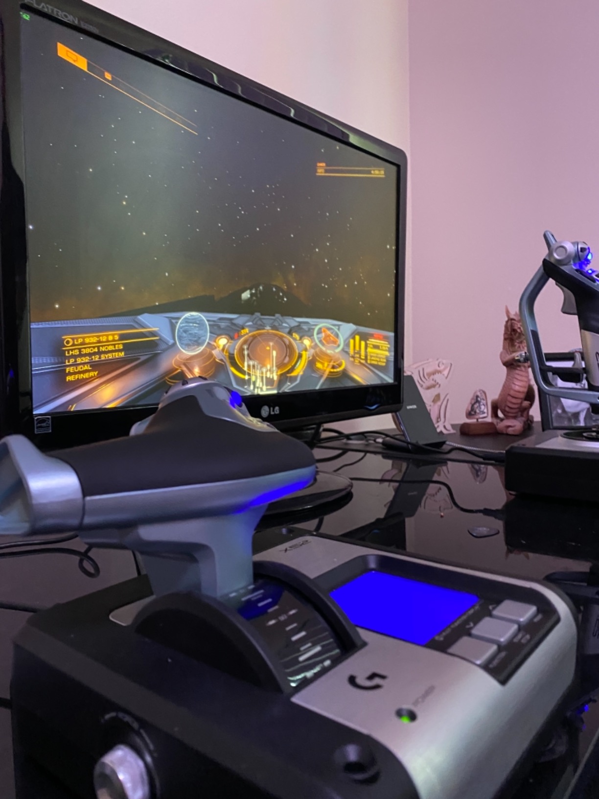 Logitech G X52 Flight Control System customer photo 2