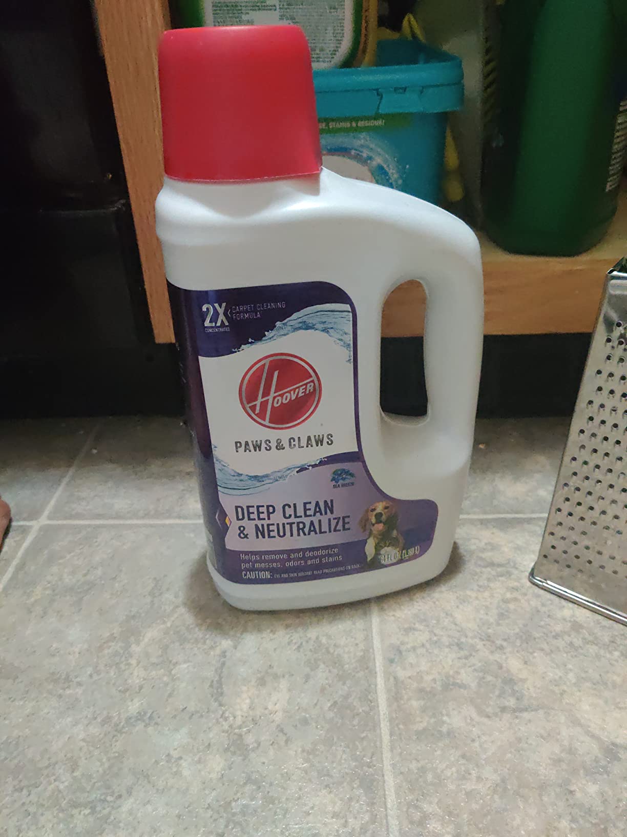 Hoover Pet Carpet Cleaner Solution, 64 oz., Tropical Breeze Scent customer photo 1
