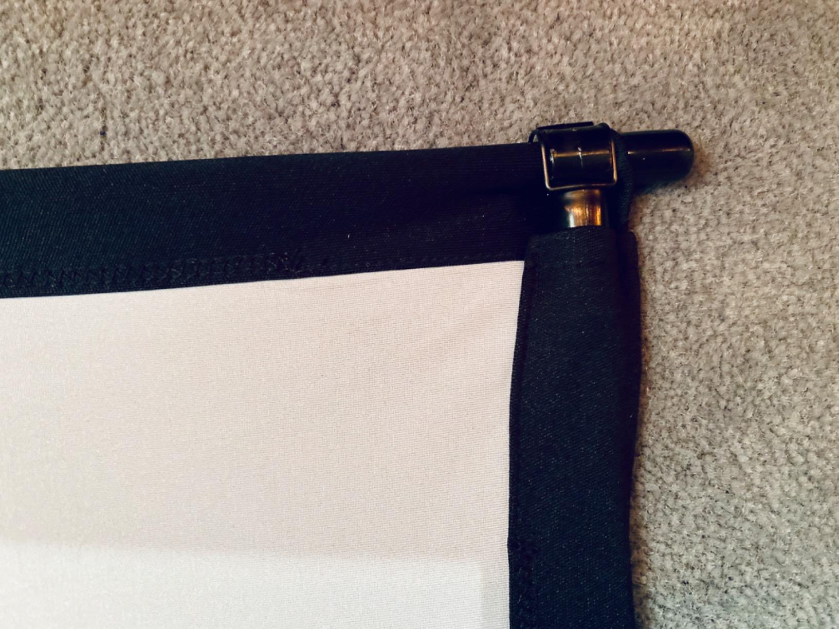 Portable Projector Screen 120 inch with Stainless Telescopic Pole Frame customer photo 2