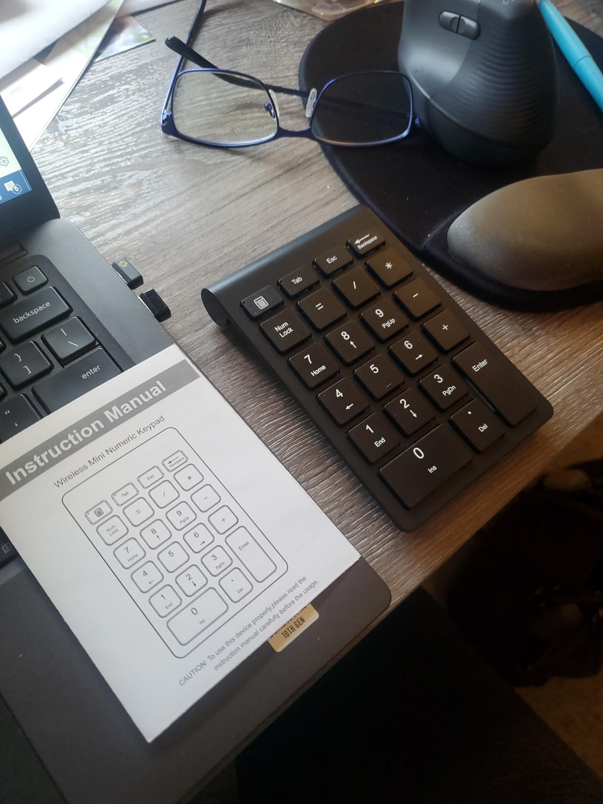 Foloda Wireless Number Pads, Numeric Keypad Numpad 22 Keys Portable 2.4 GHz Financial Accounting Number Keyboard Extensions 10 Key for Laptop, PC, Desktop, Surface Pro, Notebook customer photo 1