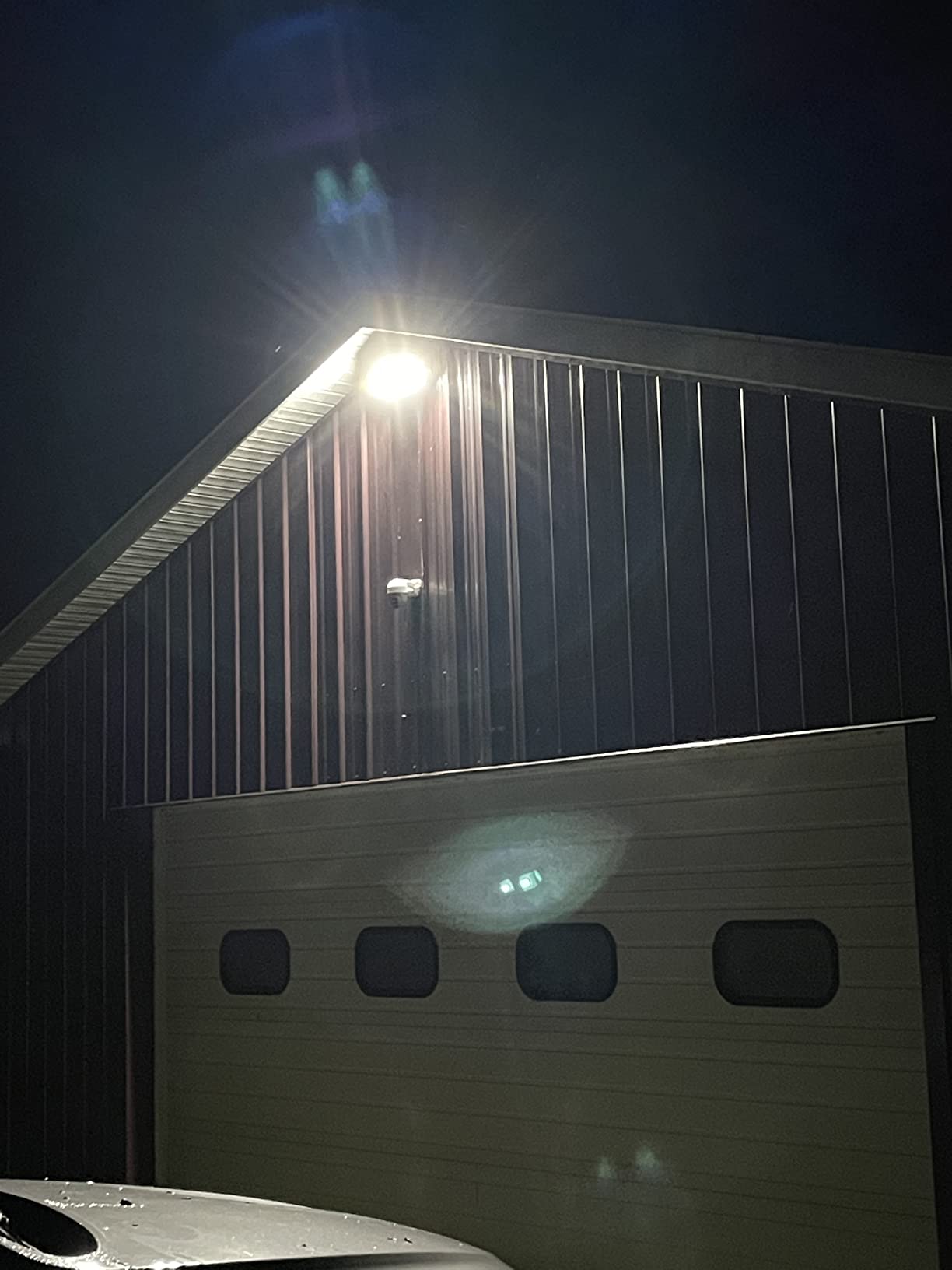 Onforu 75W LED Flood Light Motion Sensor Outdoor, 7000lm Dusk to Dawn Flood Light, Security Light with Three Head, IP65 Waterproof Exterior Floodlight, 6500k Wall Light for Entryway Stairs Yard Garage customer photo 2