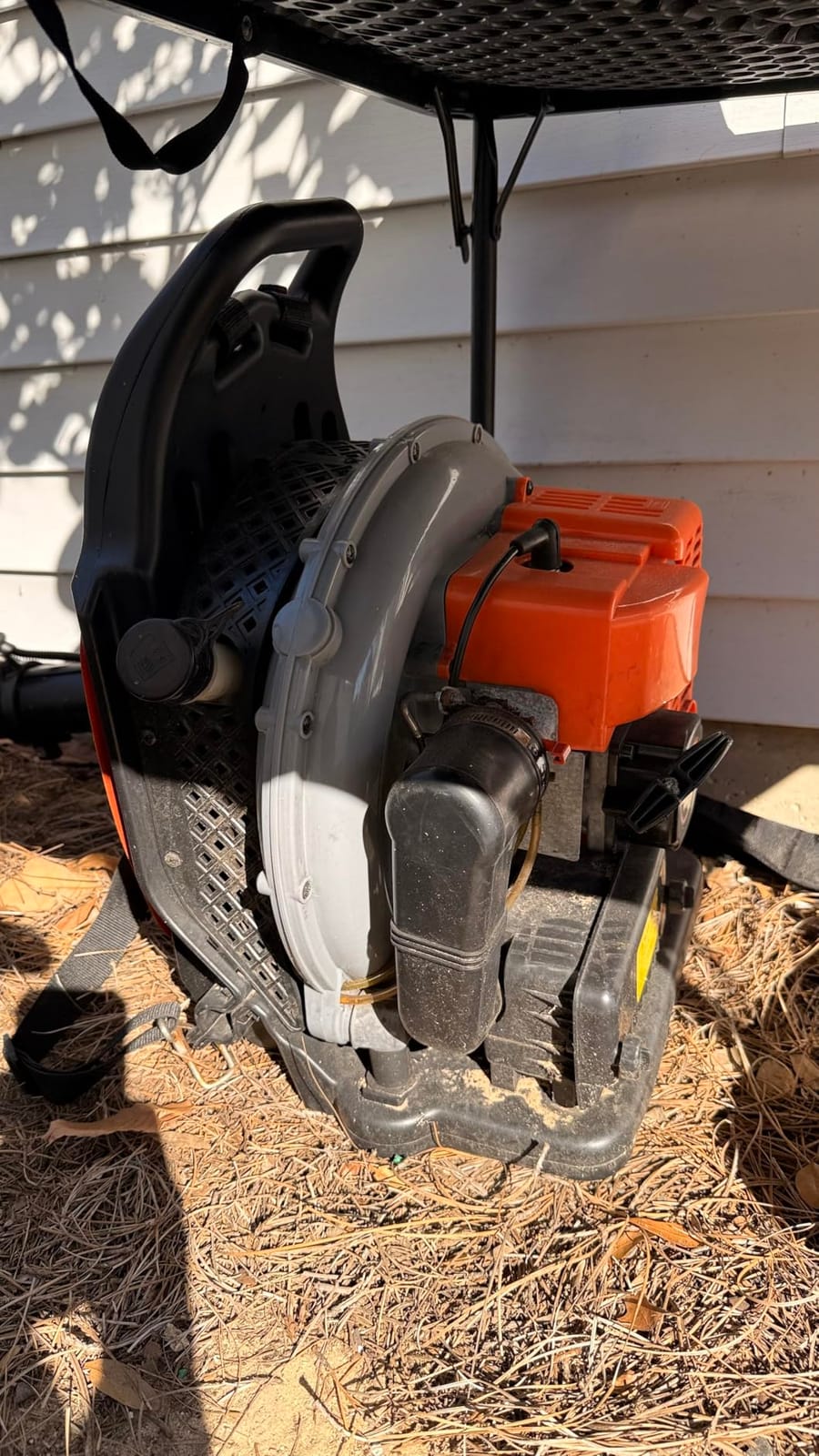 Backpack Gas Powered Leaf Blower, Commercial 2.7kW 850CFM 63CC 4.3HP 2-Stroke Powerful Lightweight Gasoline Grass Lawn Blower w/Harness Air-Cooled & 1.8L Fuel Tank for Yard Lawn Care, Snow Removal customer photo 2