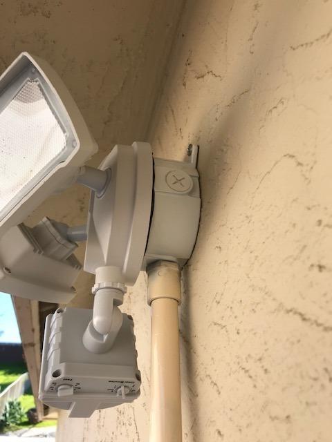 LEPOWER Hardwired LED Security Lights Motion Sensor Outdoor, 40W 4000LM customer photo 2