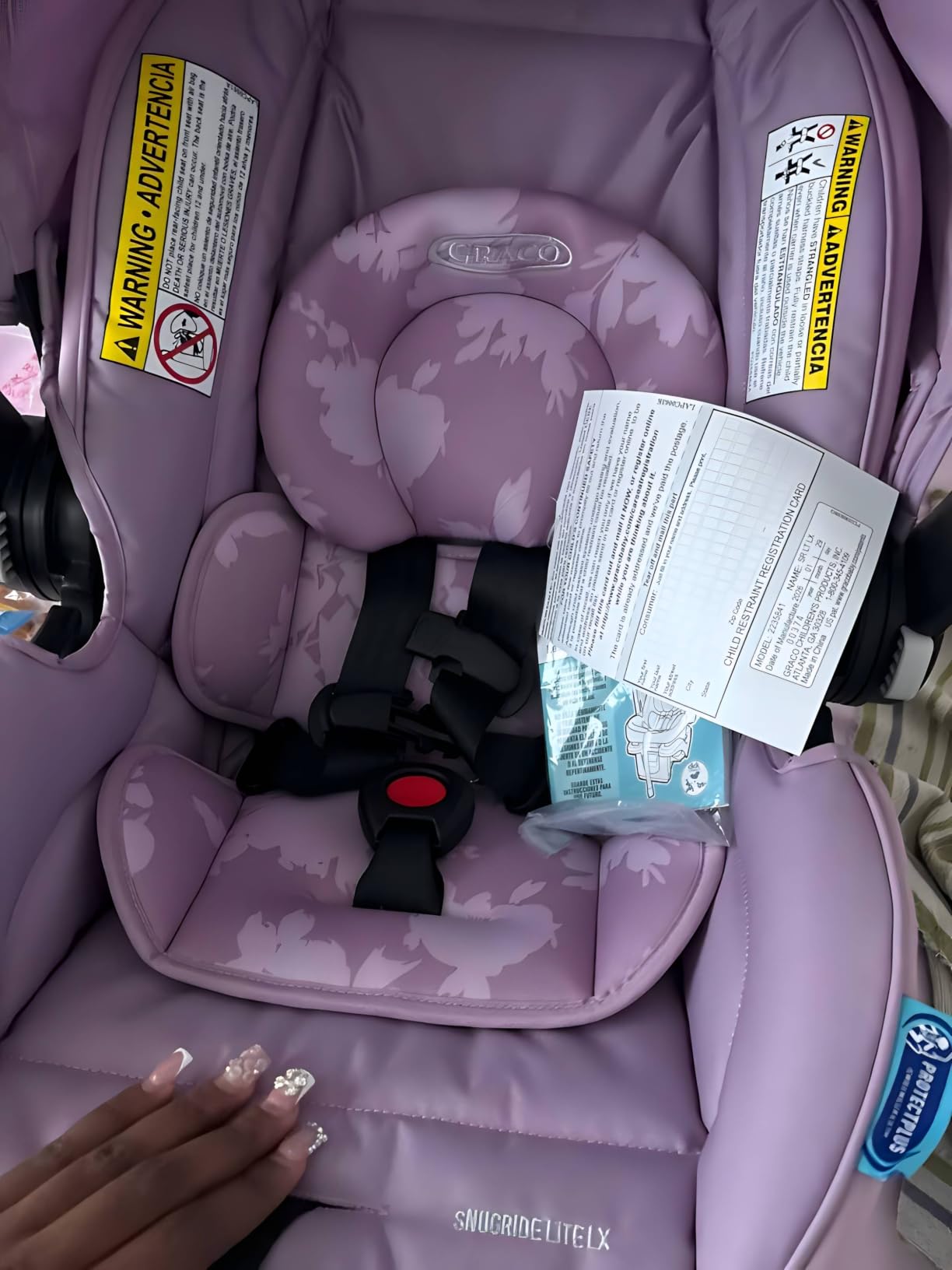 Graco SnugRide Lite LX Infant Car Seat, Lightweight Rear-Facing Seat for Babies 4–30 lb, 4-Position Adjustable Base, Latch Installation & ProtectPlus Engineered, Studio customer photo 2