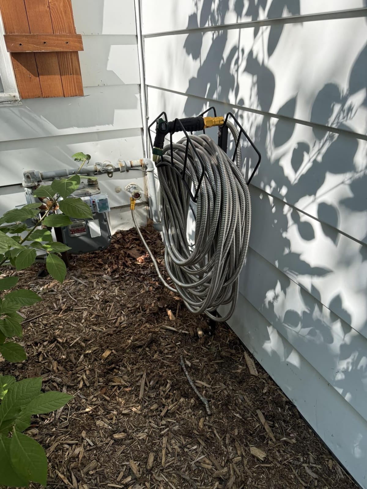 Rosy Earth 100 FT Garden Hose Expandable - 304 Stainless Steel Water Hose 100 FT - Heavy Duty Flexible Kink Free Hose, no Bite customer photo 2