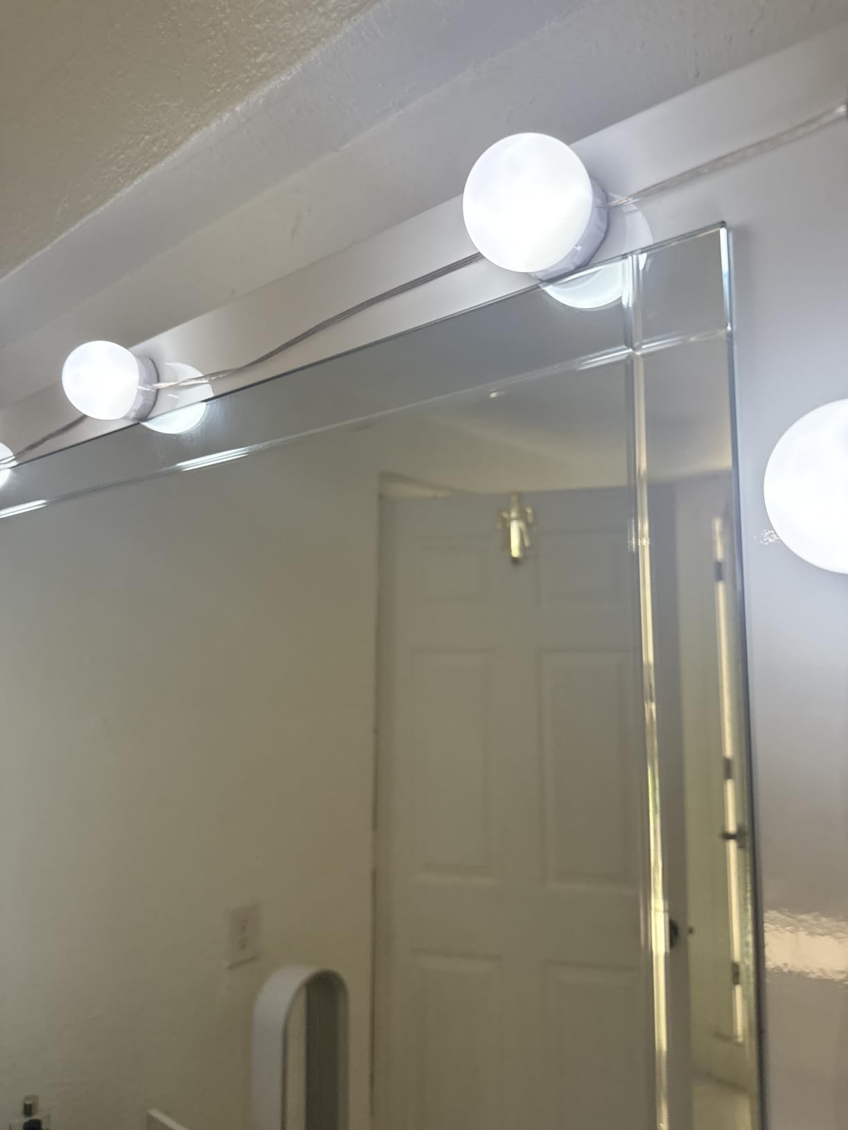 Consciot LED Vanity Lights for Mirror, Hollywood Style 10 Dimmable Bulbs | Adjustable Color & Brightness, USB Cable, Mirror Lights Stick on for Makeup Table Dressing Room Mirror customer photo 2
