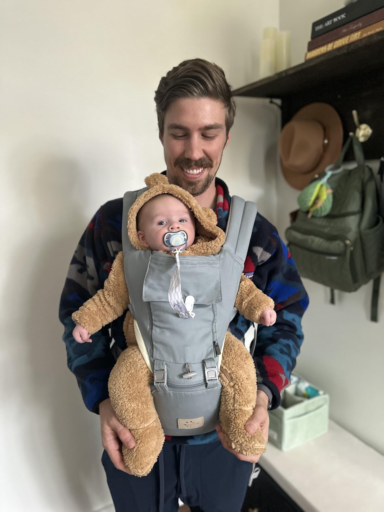 FRUITEAM Safety-Certified Baby Carrier with Hip Seat Newborn to Toddler customer photo 1