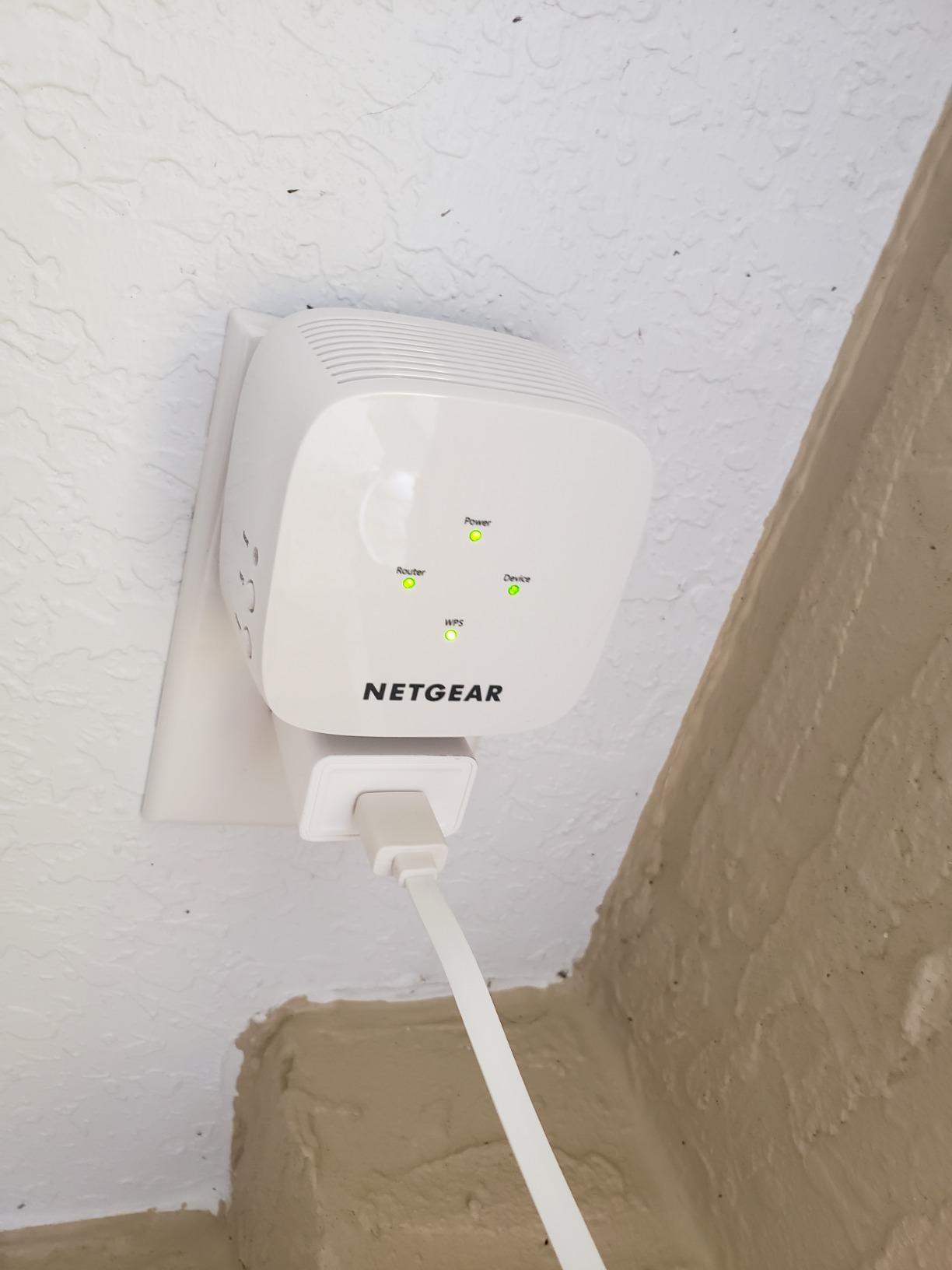 NETGEAR WiFi Mesh Range Extender (EX5000) - Covers up to 1,000 sq.ft. and 15 Devices with AC1200 Dual Band Wireless Signal Booster & Repeater (up to 1200 Mbps Speed) – Compact Wall Plug Design customer photo 1