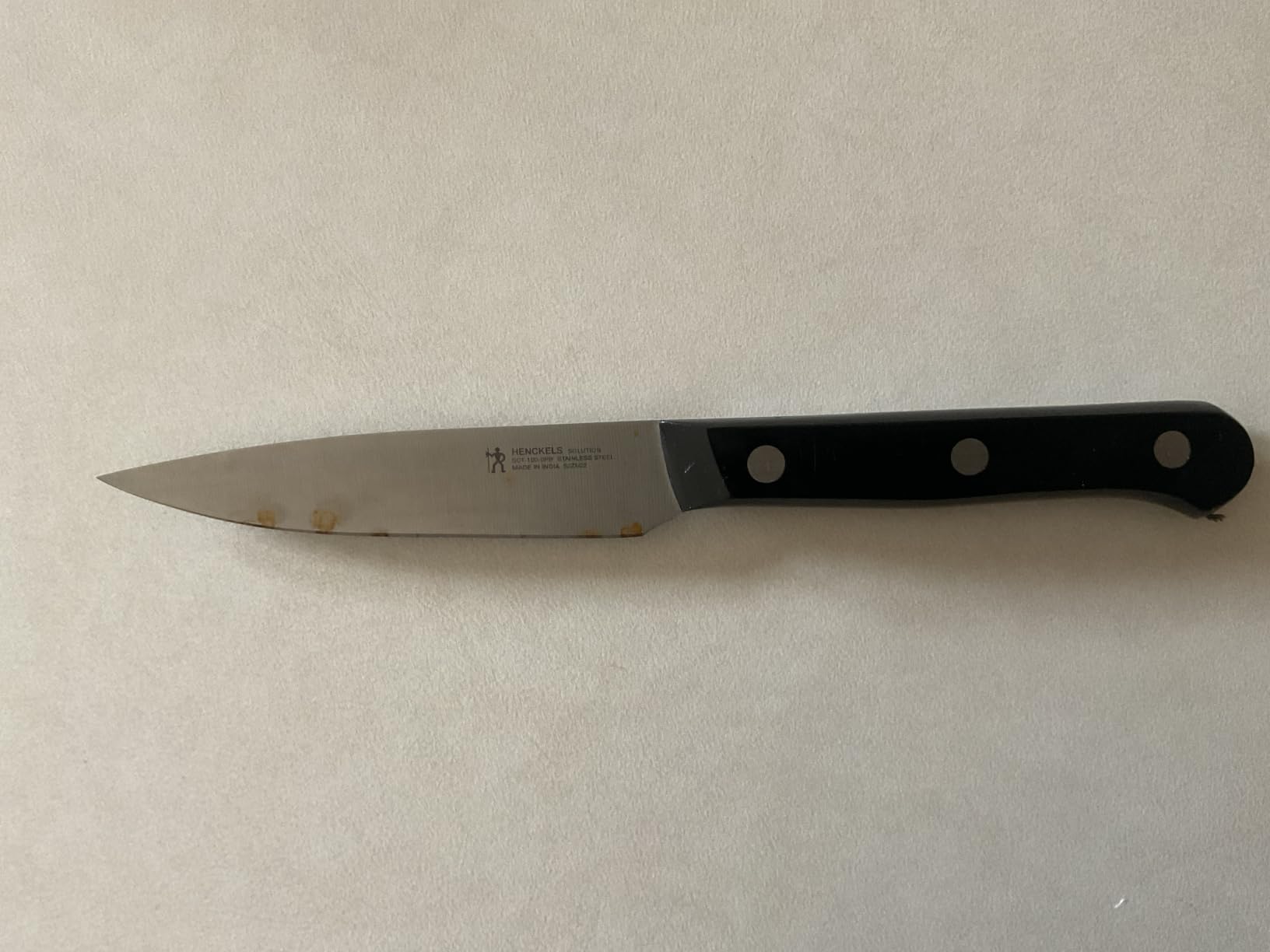 Henckels Solution 4-Inch Paring Knife, Razor-Sharp, German Engineered customer photo 2