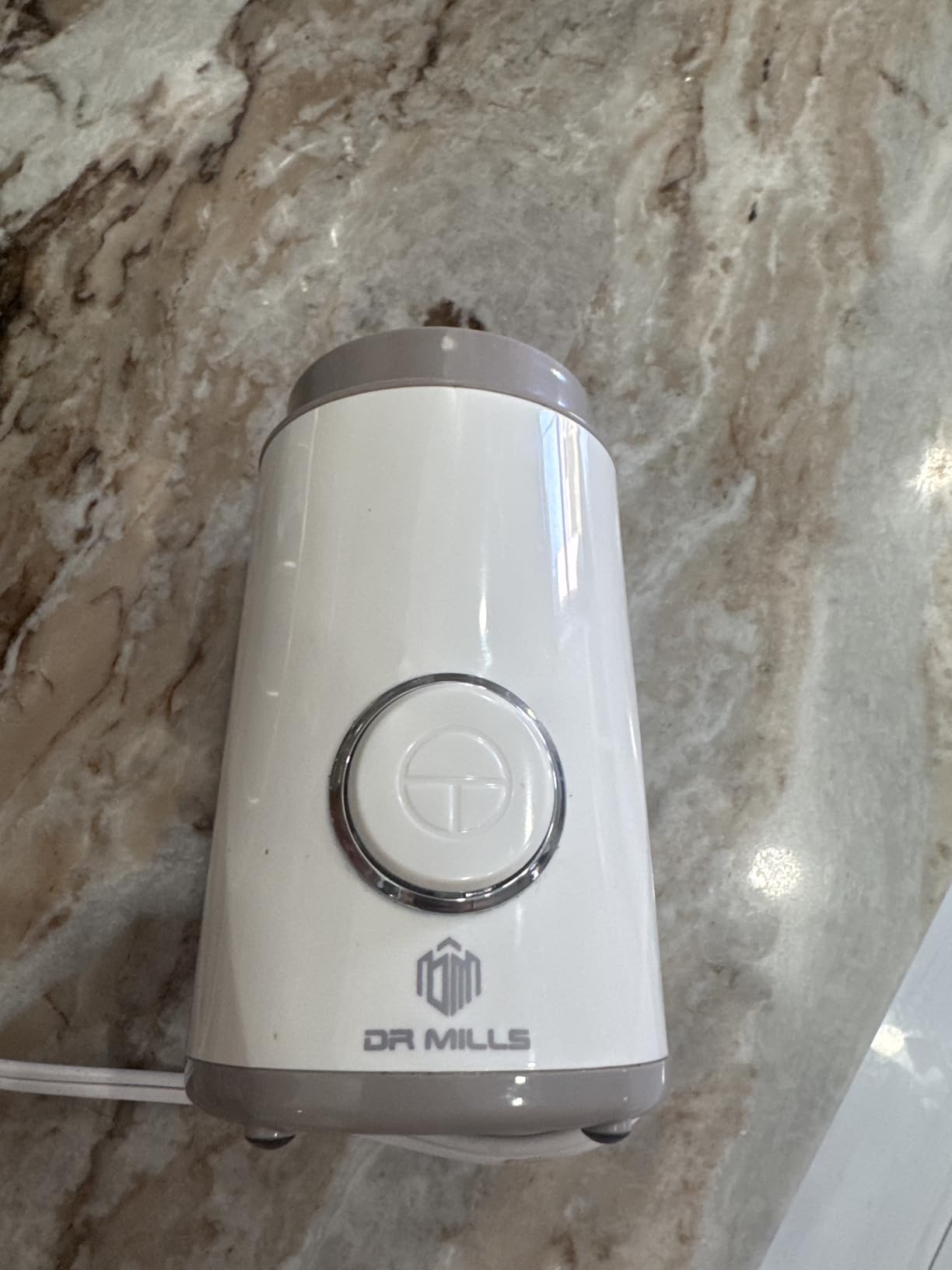 DR MILLS DM-7441 Coffee Grinder Electric, Coffee Bean and Dried Spice Grinder, One Touch Operation, Blade and Cup Made with SUS304 Stainless Steel (Black) customer photo 1