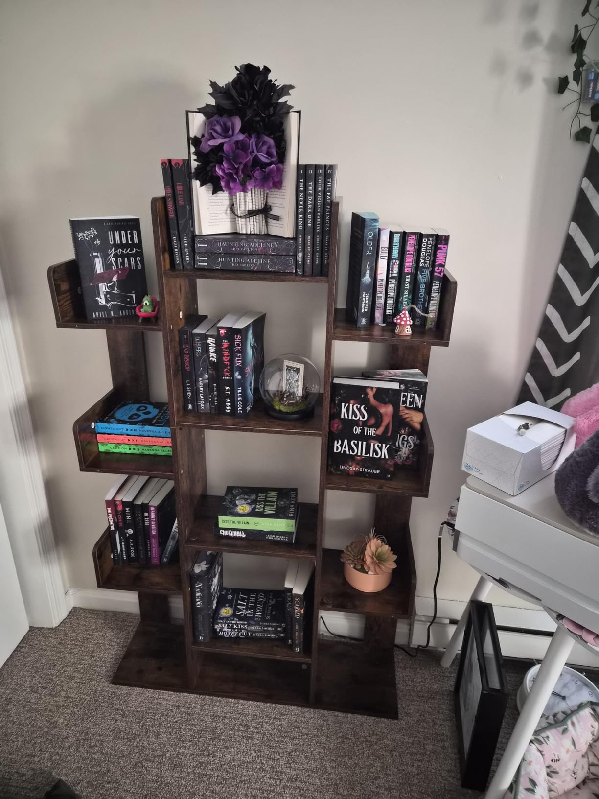 VASAGLE Bookshelf with 13 Storage Shelves, 9.8 x 33.9 x 55.1 Inches customer photo 1