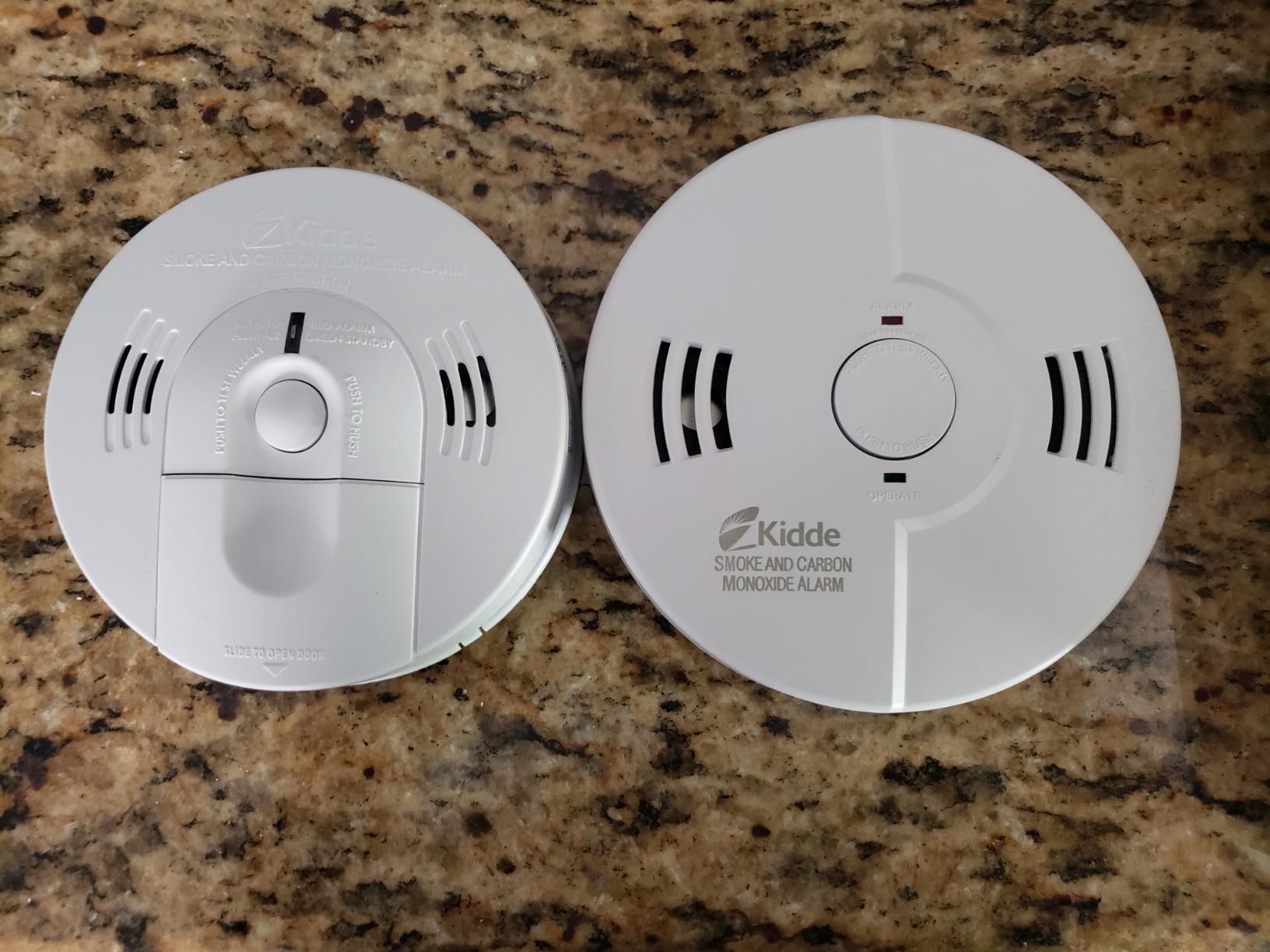 Kidde Hardwired Smoke & Carbon Monoxide Detector, Battery Backup, Interconnectable, LED Warning Light Indicators customer photo 2