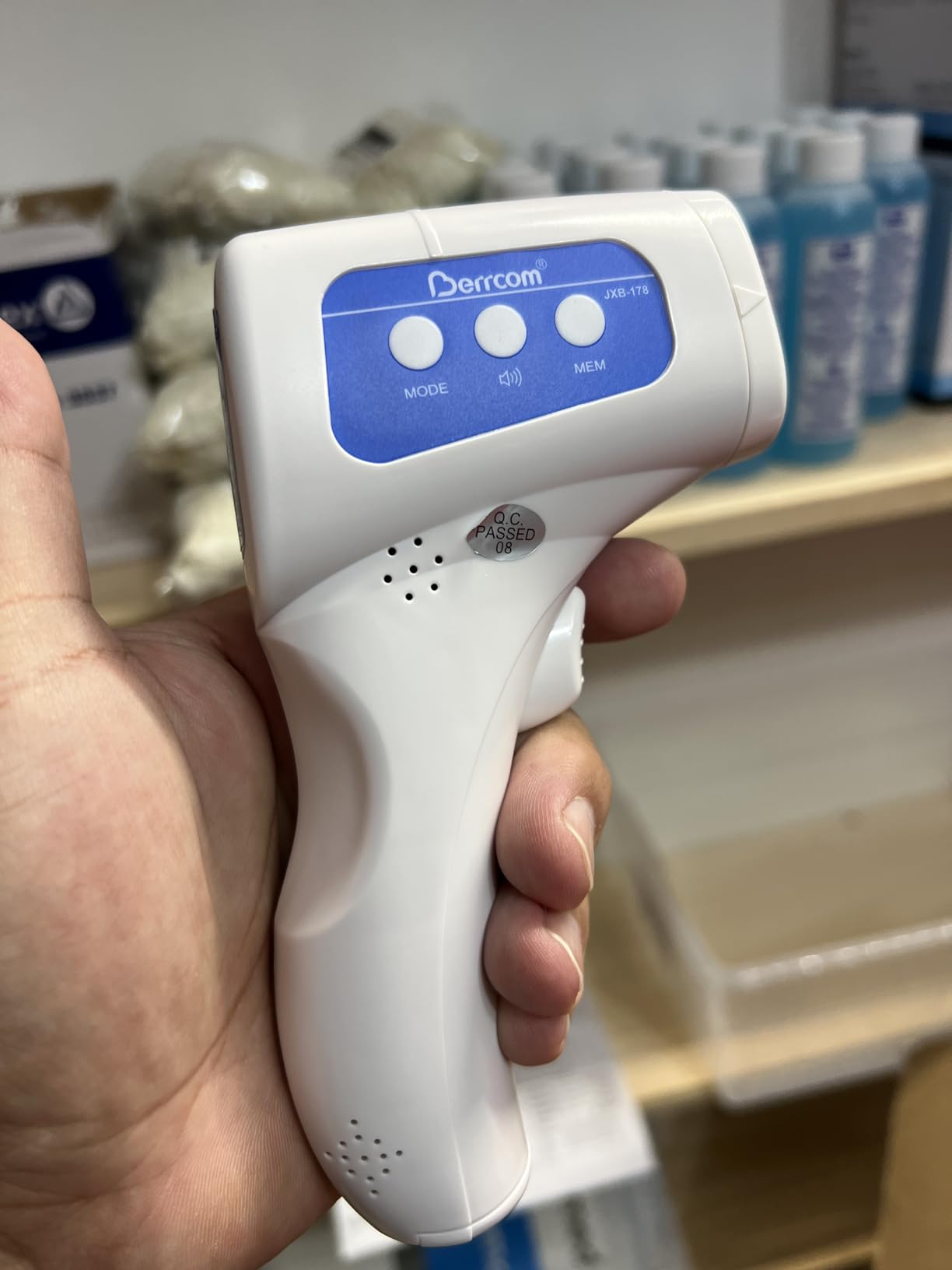 Berrcom Thermometer, 3 in 1 Contactless Infrared Fever Check Thermometer for Forehead, Ideal for Baby, Infant, Kids, and Adults, Batteries Not Included, JXB-178 (White) customer photo 2