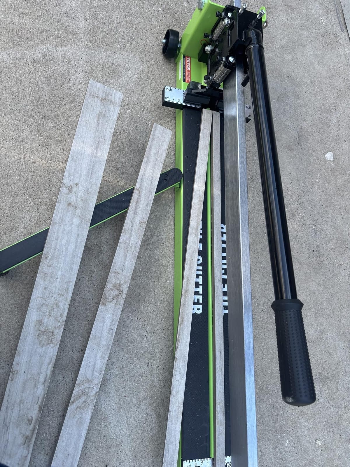 VEVOR Tile Cutter 48 in, Manual Cutting Machine, Heavy-Duty All-Steel Frame customer photo 1