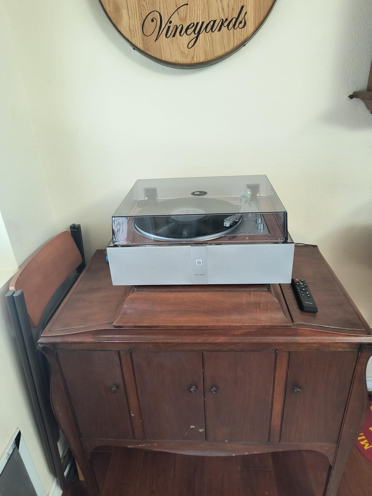 1 BY ONE Fully Automatic Record Player, All-in-One Vinyl Turntable | Automatic Repeat Function, Remote Control, Built in Speakers& DSP, Phono Preamp, AT-3600L Cartridge, Belt Drive 2-Speeds customer photo 1