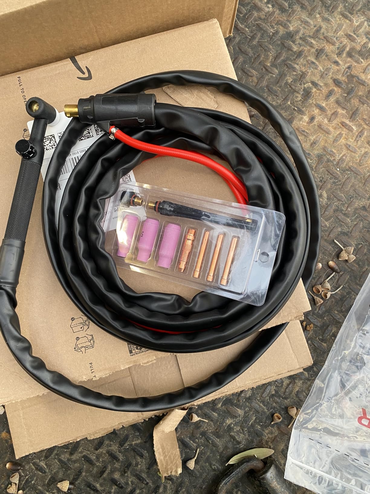YESWELDER TIG Torch, TIG Welding Torch WP-17V 13 ft 150A 10-25mm² Air customer photo 1