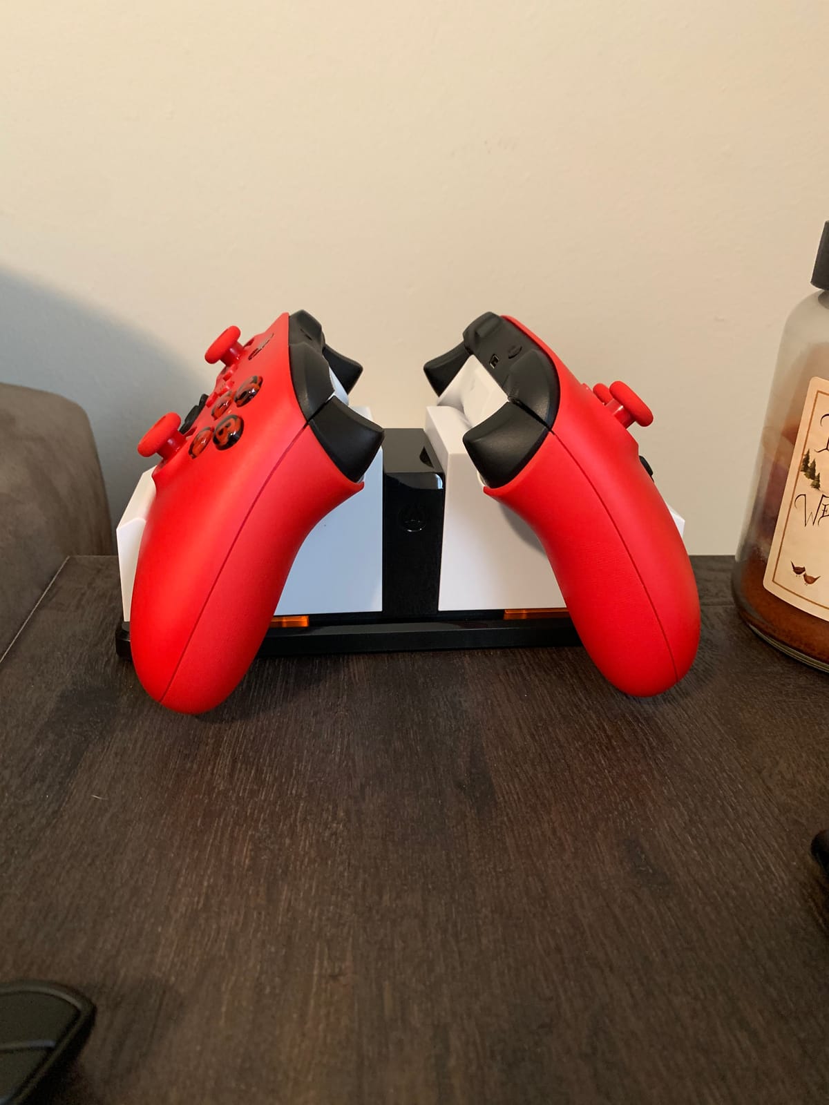 PowerA Dual Charging Station for Xbox Series X|S - White customer photo 2
