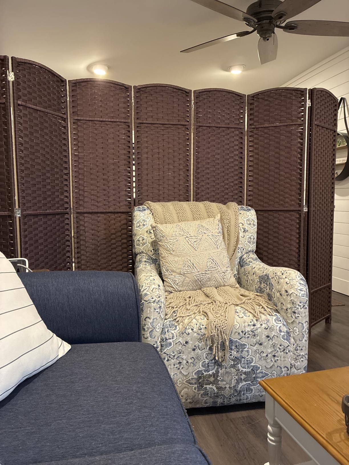 Sorbus Foldable Room Divider, Mesh Privacy Screen (8 Panel, Black) customer photo 2