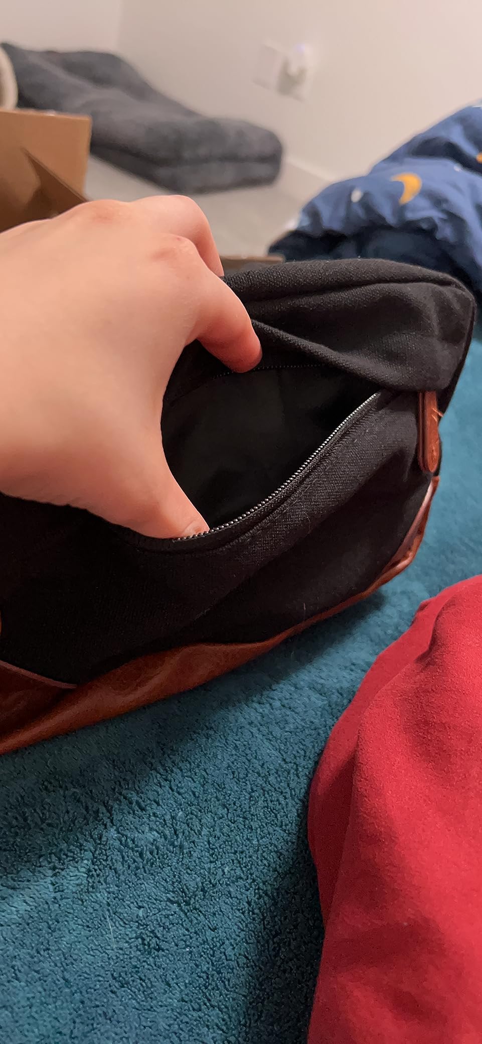 Vorspack Canvas Travel Toiletry Bag for Men, Medium, Black customer photo 1