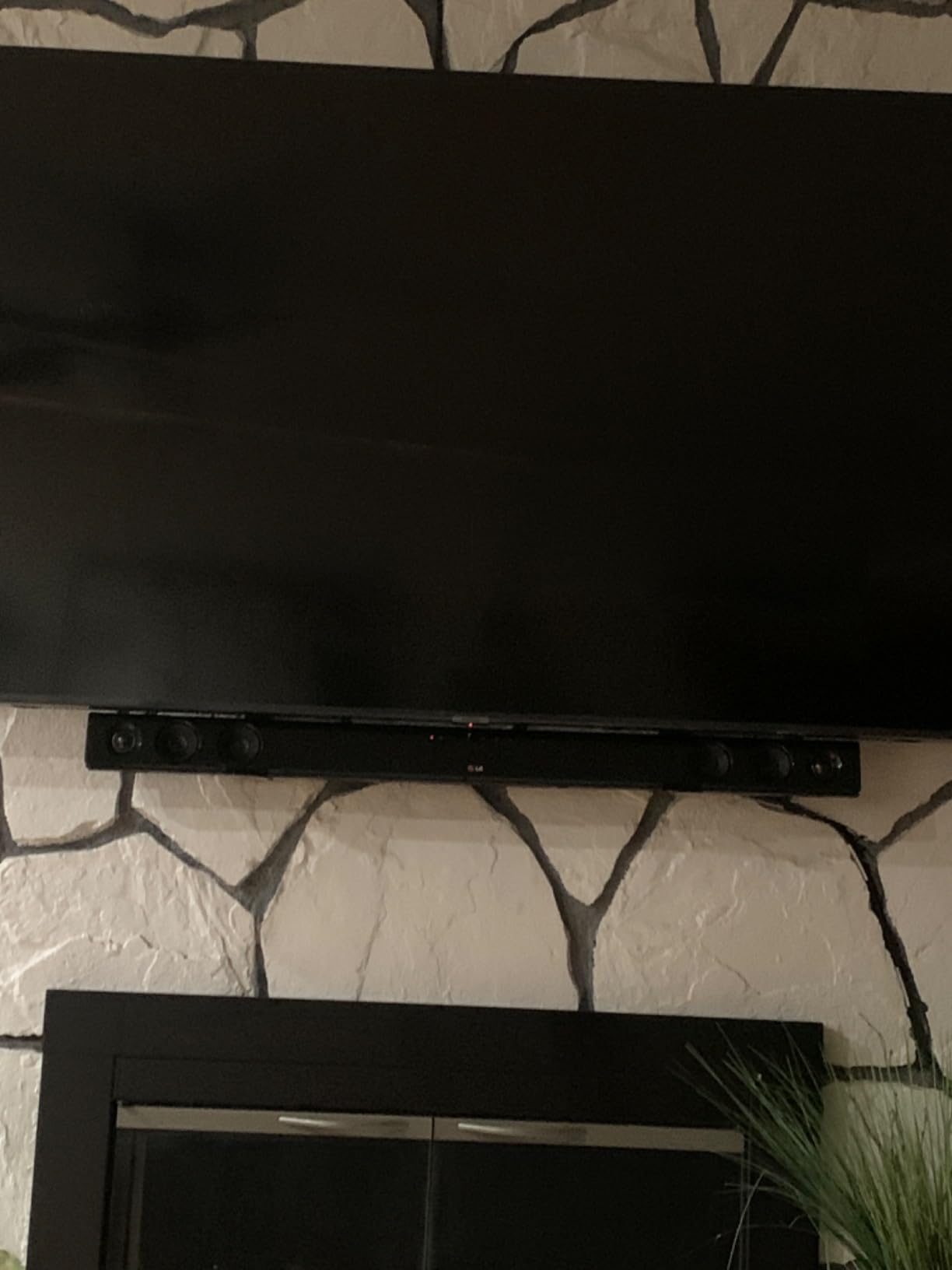 Universal Soundbar Wall Mount with Hardware customer photo 2