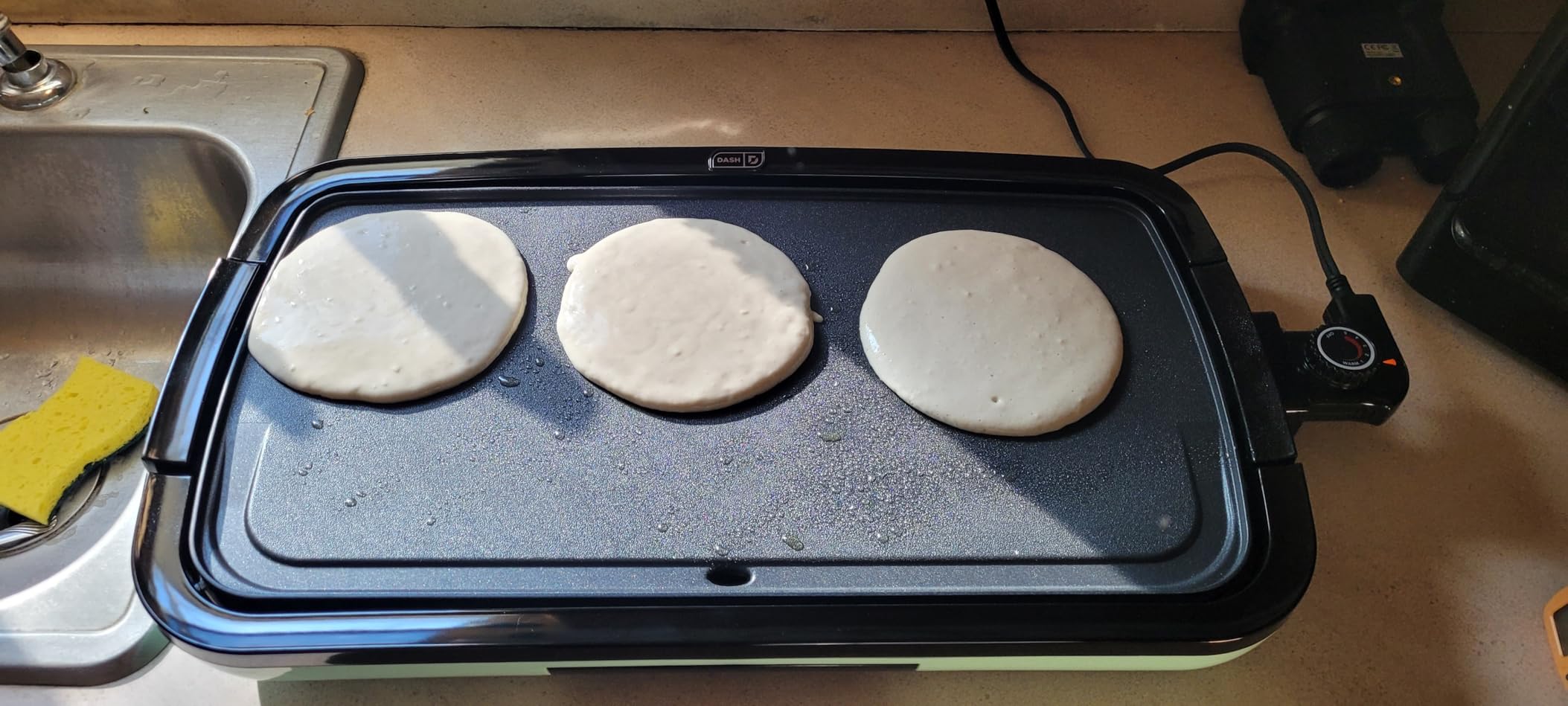 Dash Deluxe Everyday Electric Griddle, Removable Nonstick Plate, Aqua customer photo 2