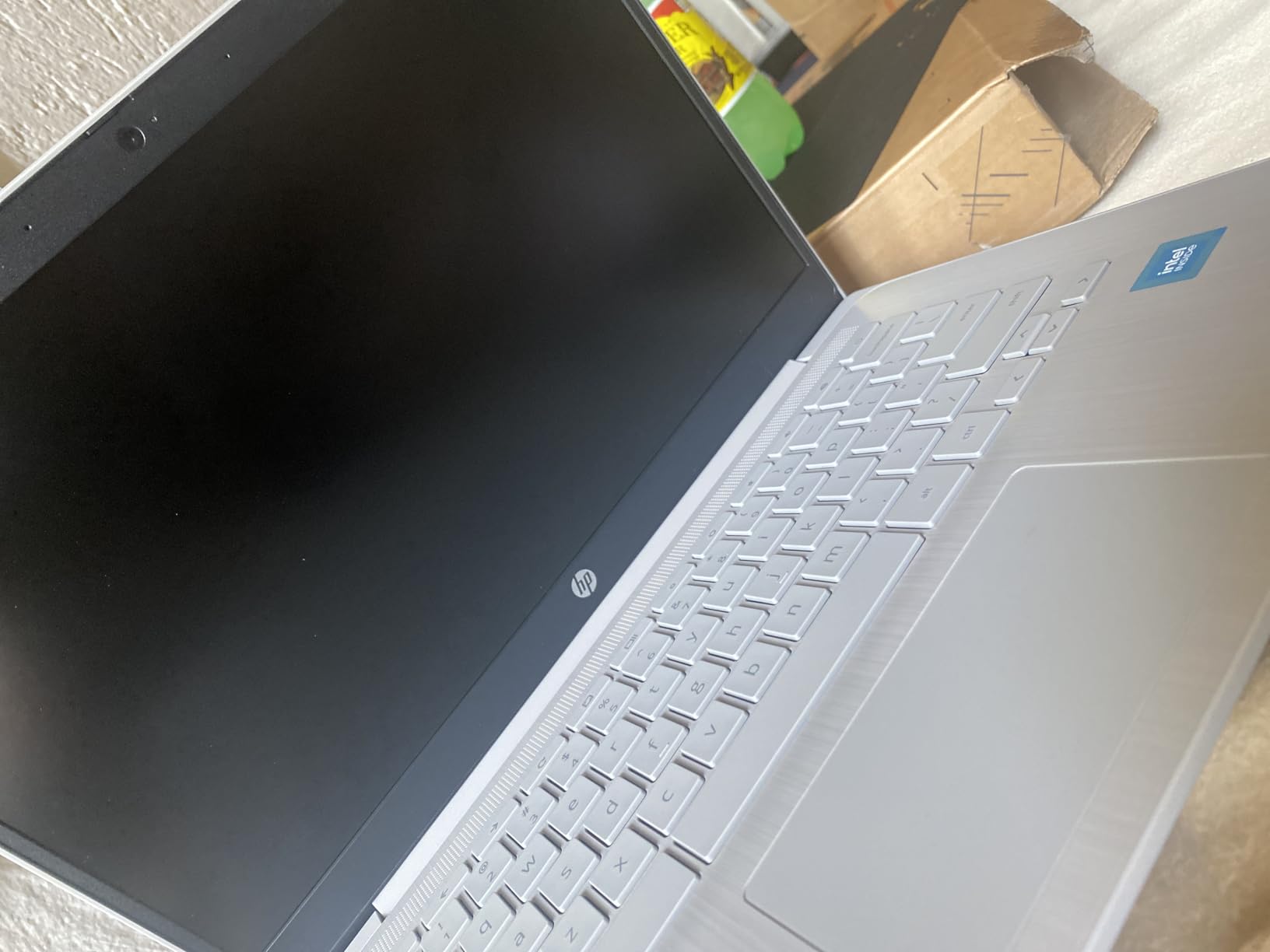HP Chromebook 14 Laptop, Intel Celeron N4000 Processor, 4 GB RAM, 32 GB eMMC, 14” HD Display, Chrome, Lightweight Computer with Webcam and Dual Mics, Home, School, Music, Movies (14a-na0021nr, 2021) customer photo 1