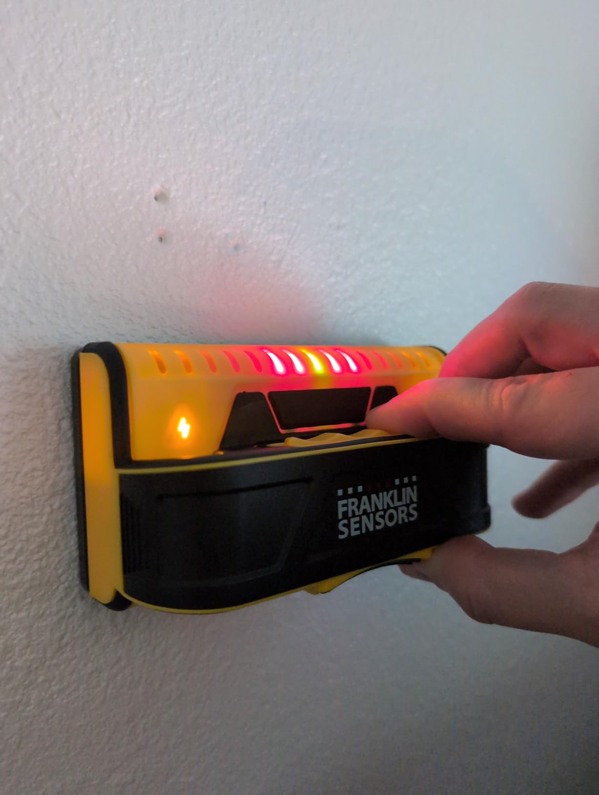 Franklin Sensors ProSensor M150/X990 9-Sensor Stud Finder, AC Wire Warning customer photo 2
