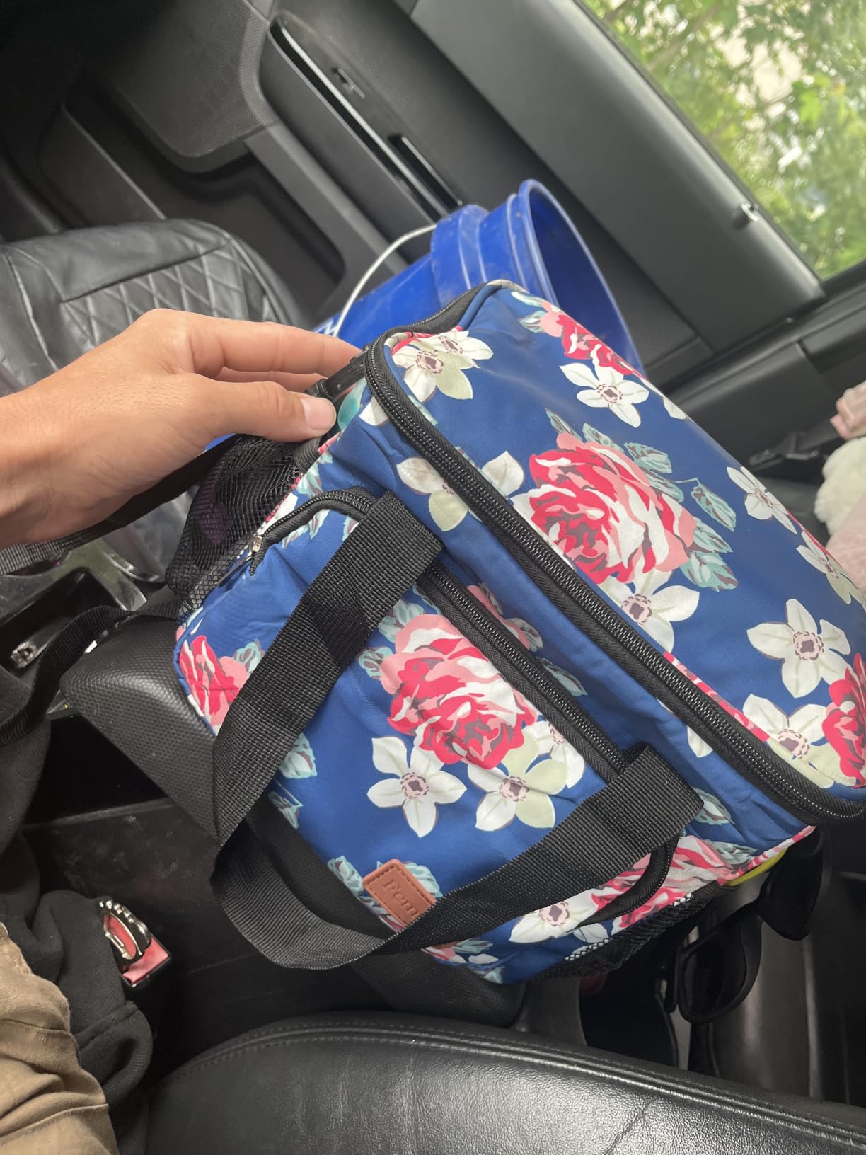 Femuar Reusable Lunch Box for Men/Women - Insulated Lunch Bag Leakproof Lunchbox for Work Office Picnic Beach - Freezable Lunch Cooler Bag with Adjustable Shoulder Strap - Black customer photo 1