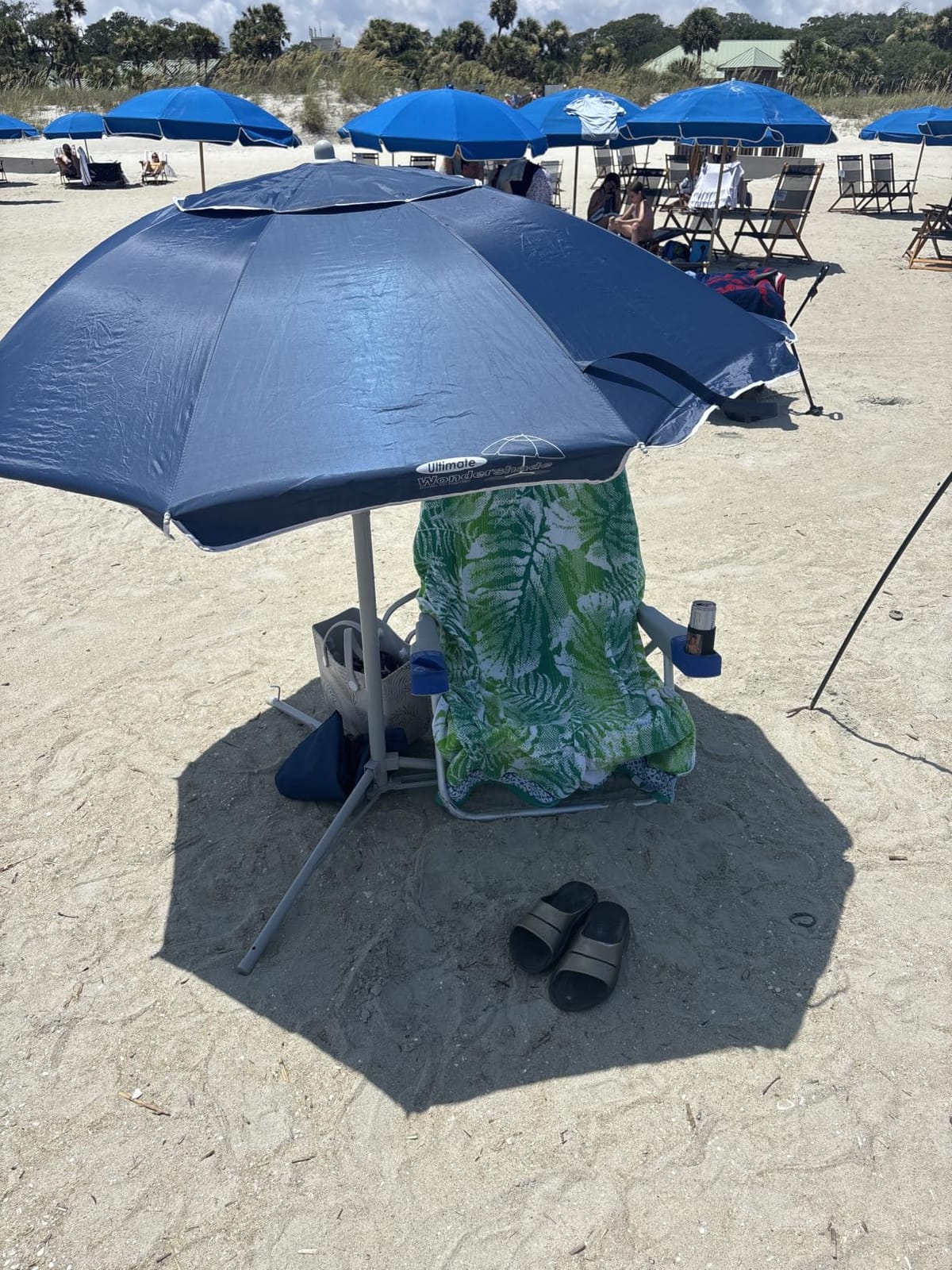 Wondershade Ultimate Portable Sun Shade Umbrella – Lightweight Adjustable Outdoor Patio & Beach Umbrella with Tripod Base (Navy) customer photo 1