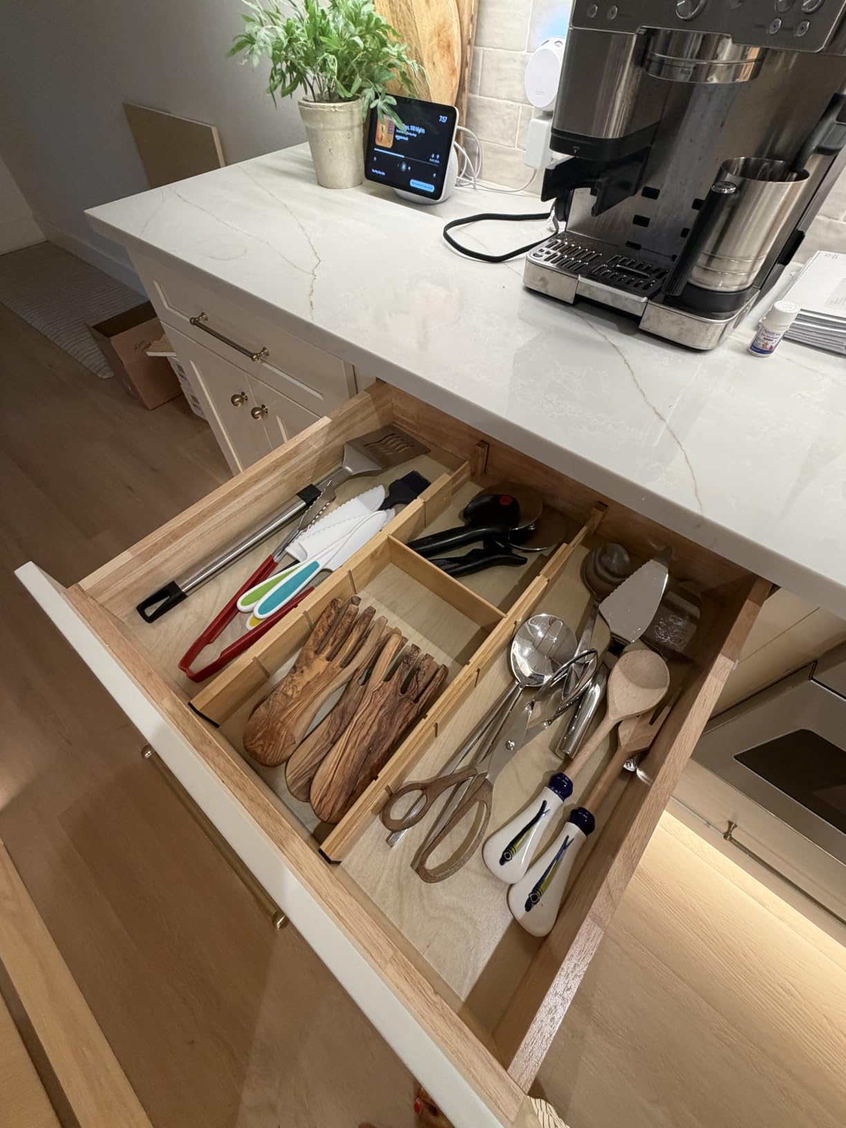 SpaceAid Bamboo Drawer Dividers with Inserts and Labels, Kitchen Adjustable Drawer Organizers, Expandable Organization for Home, Office, Dressers, 4 Dividers with 9 Inserts (17